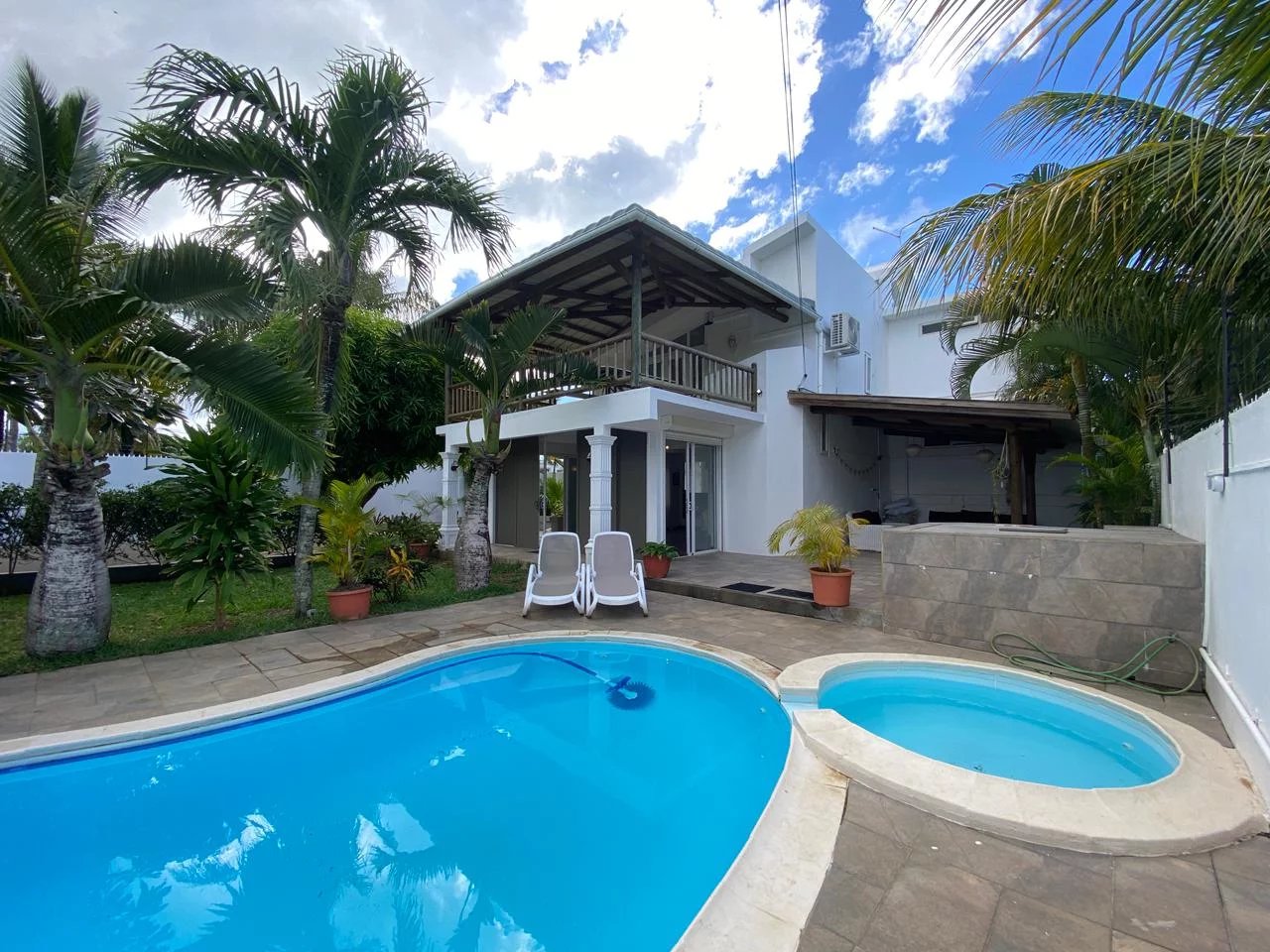 Magnifique villa à Louer - Calodyne