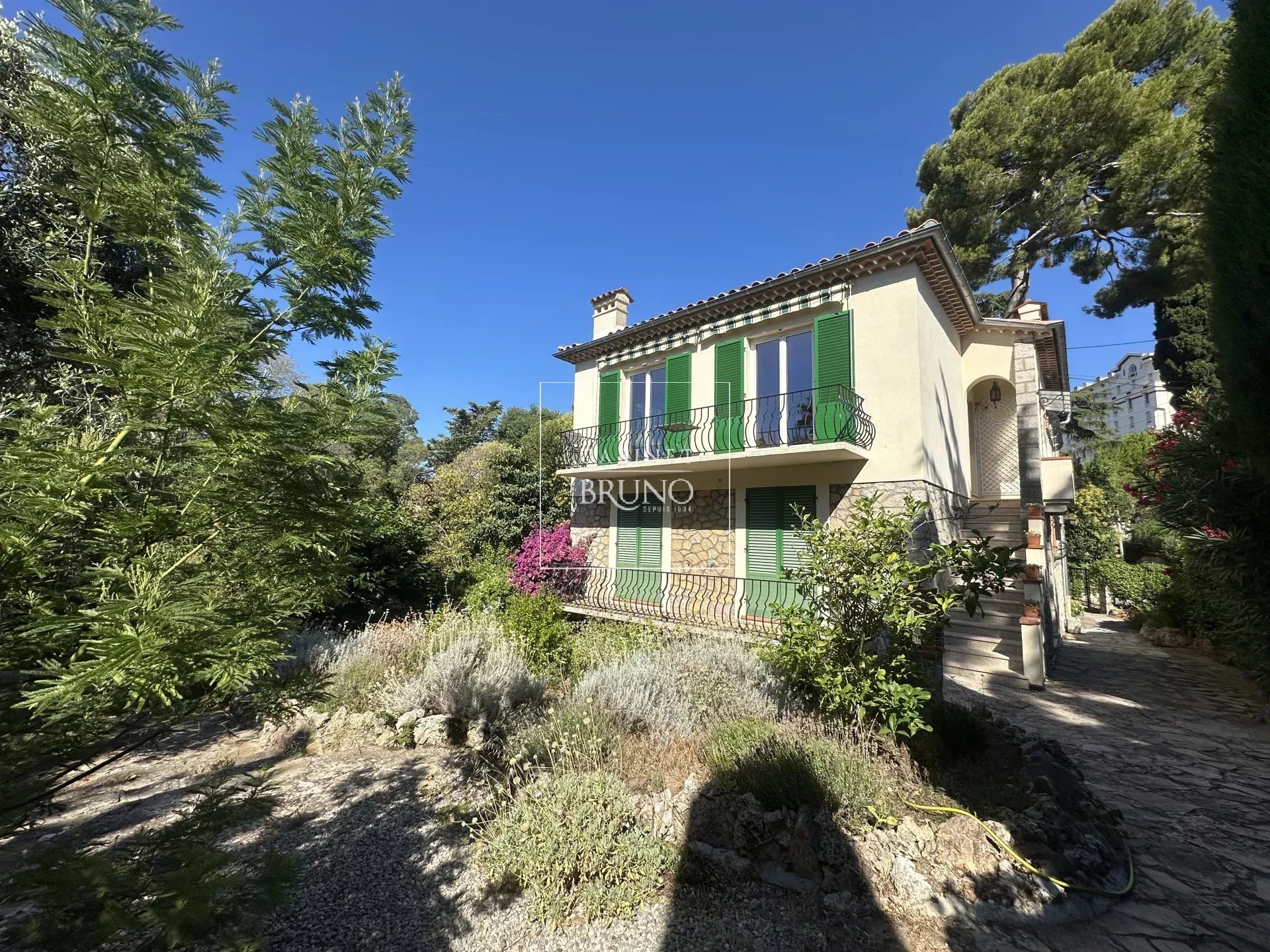CANNES MONTROSE - T4 - 85.6 m²