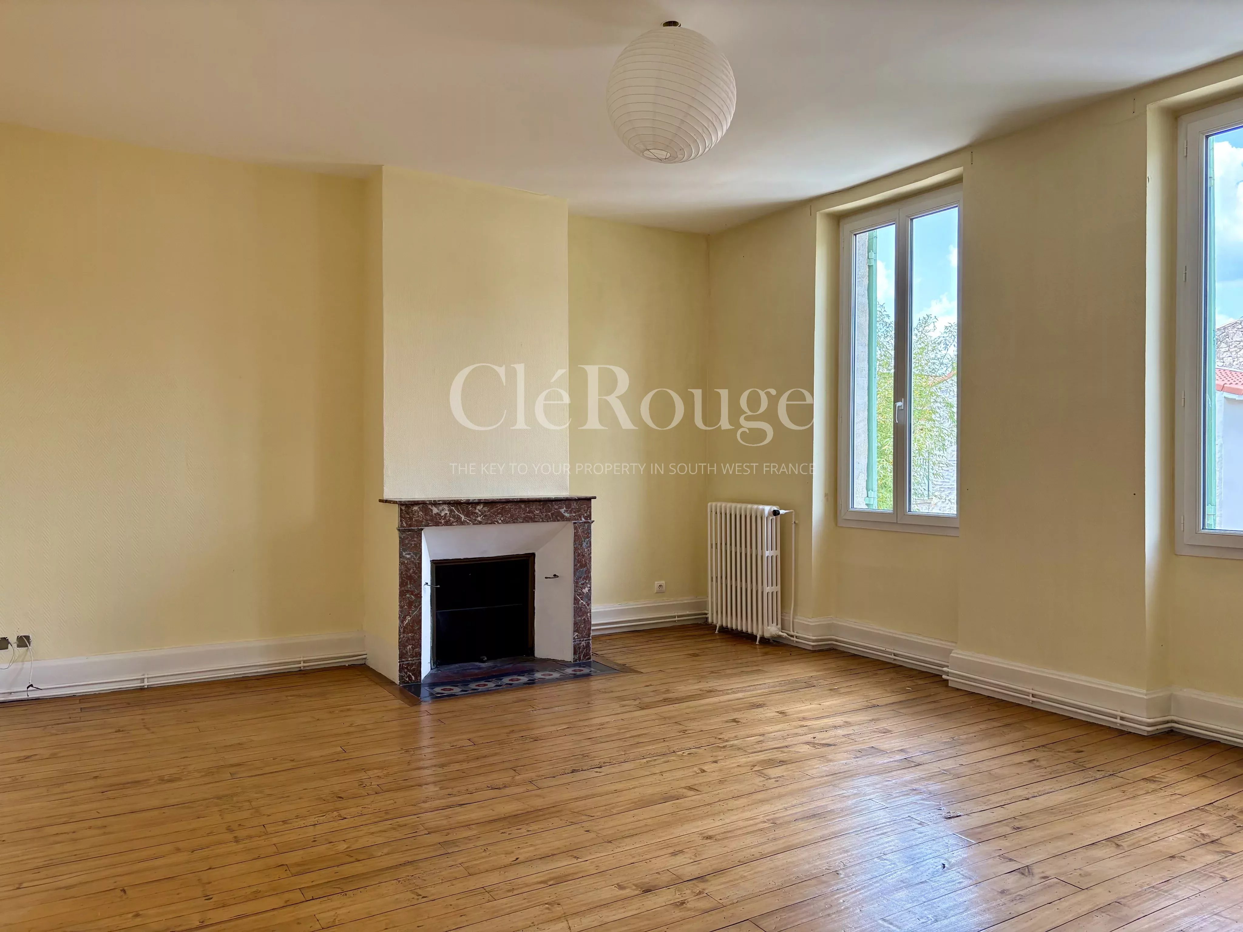 Au coeur d'Agen  Élégante demeure en pierre avec gîte, piscine et la liberté de créer, d'y vivre ou de louer.