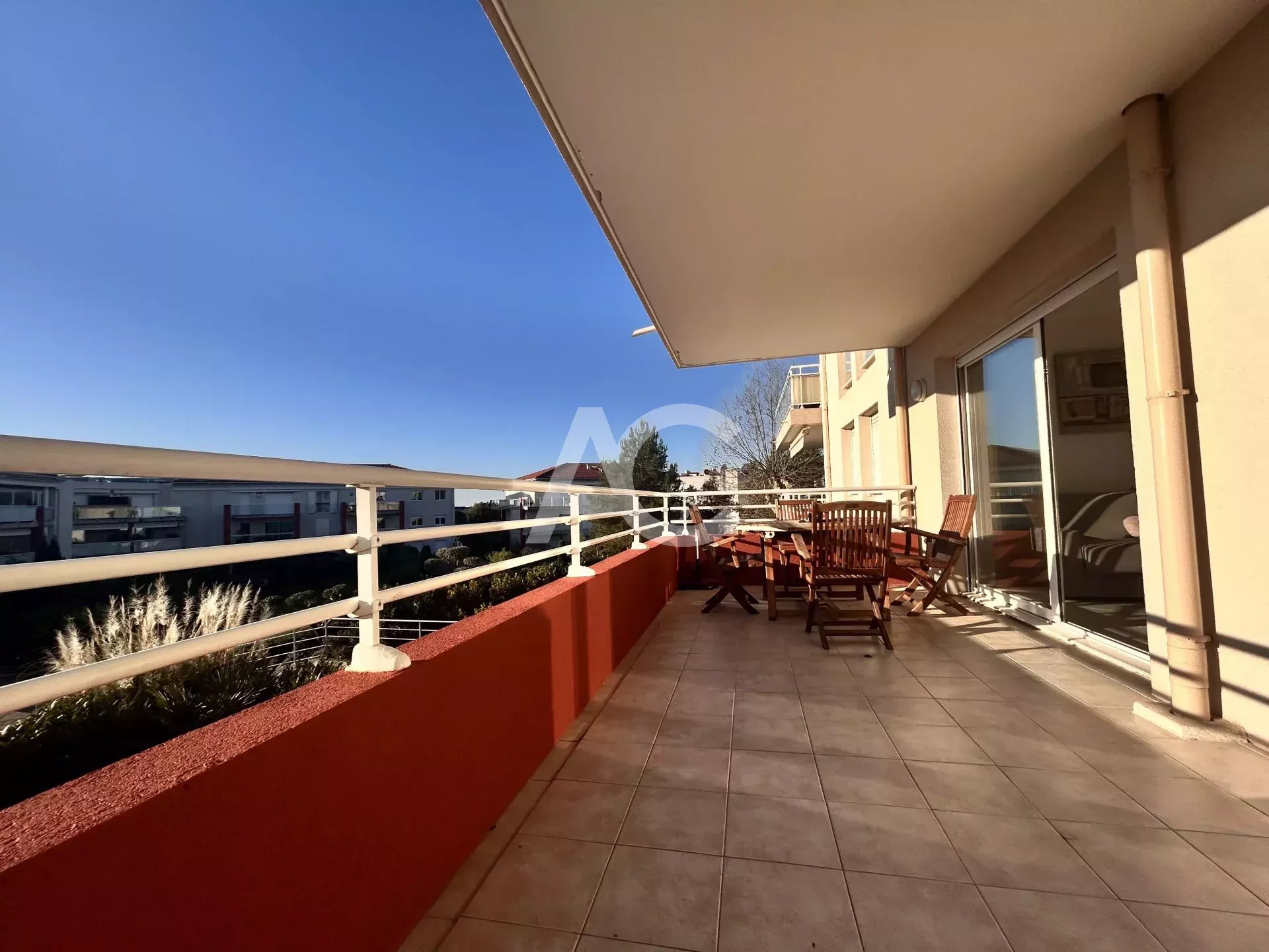Deux pieces proche mer avec terrace