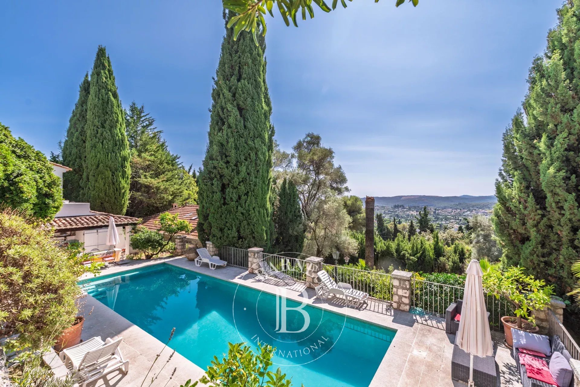 Villa Saint-Paul-de-Vence  -  ref 86219417 (picture 1)