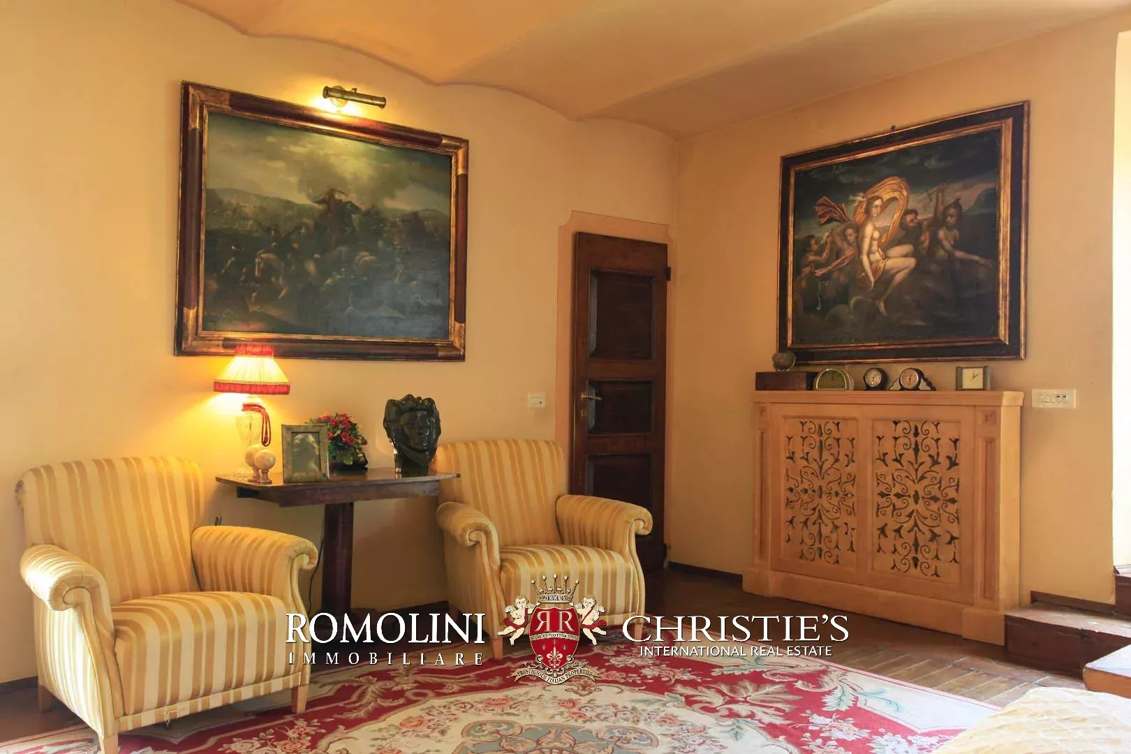 4 Bedroom Villa/Townhouse's Image 19