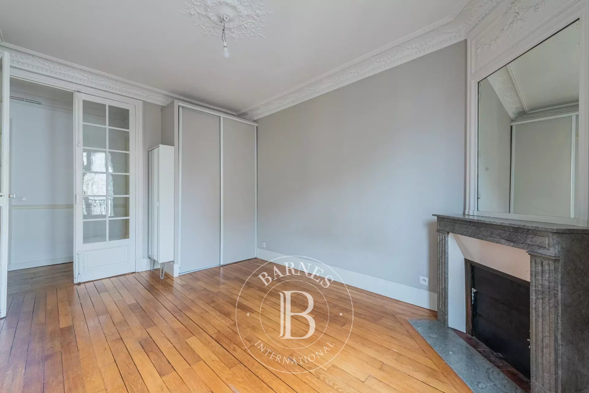 Daire Paris 18ème - picture 4