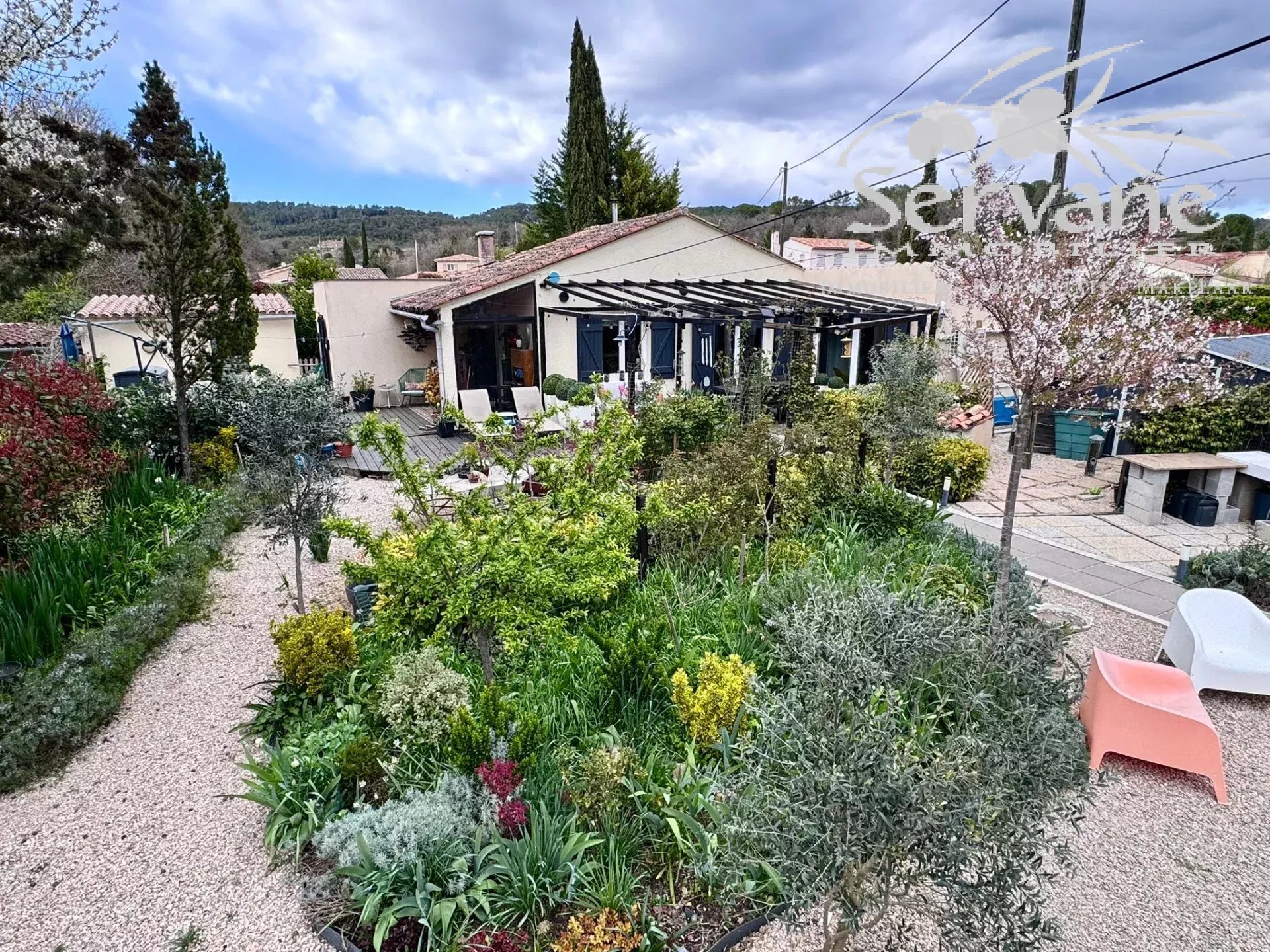 ENTRECASTEAUX RENOVATED VILLA