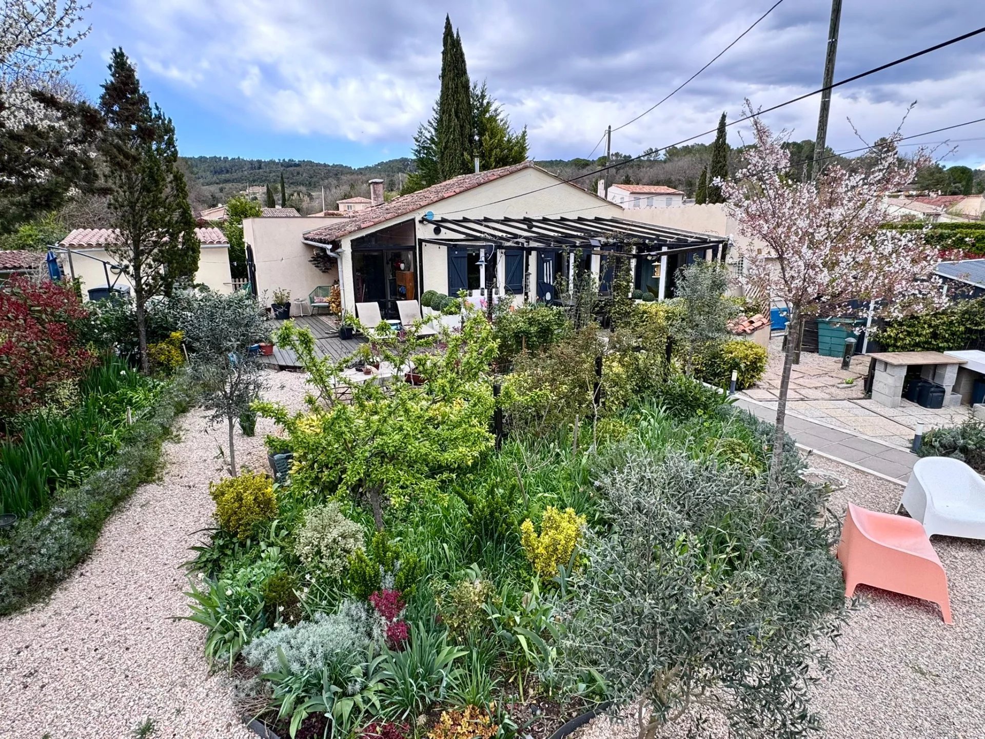 ENTRECASTEAUX RENOVATED VILLA