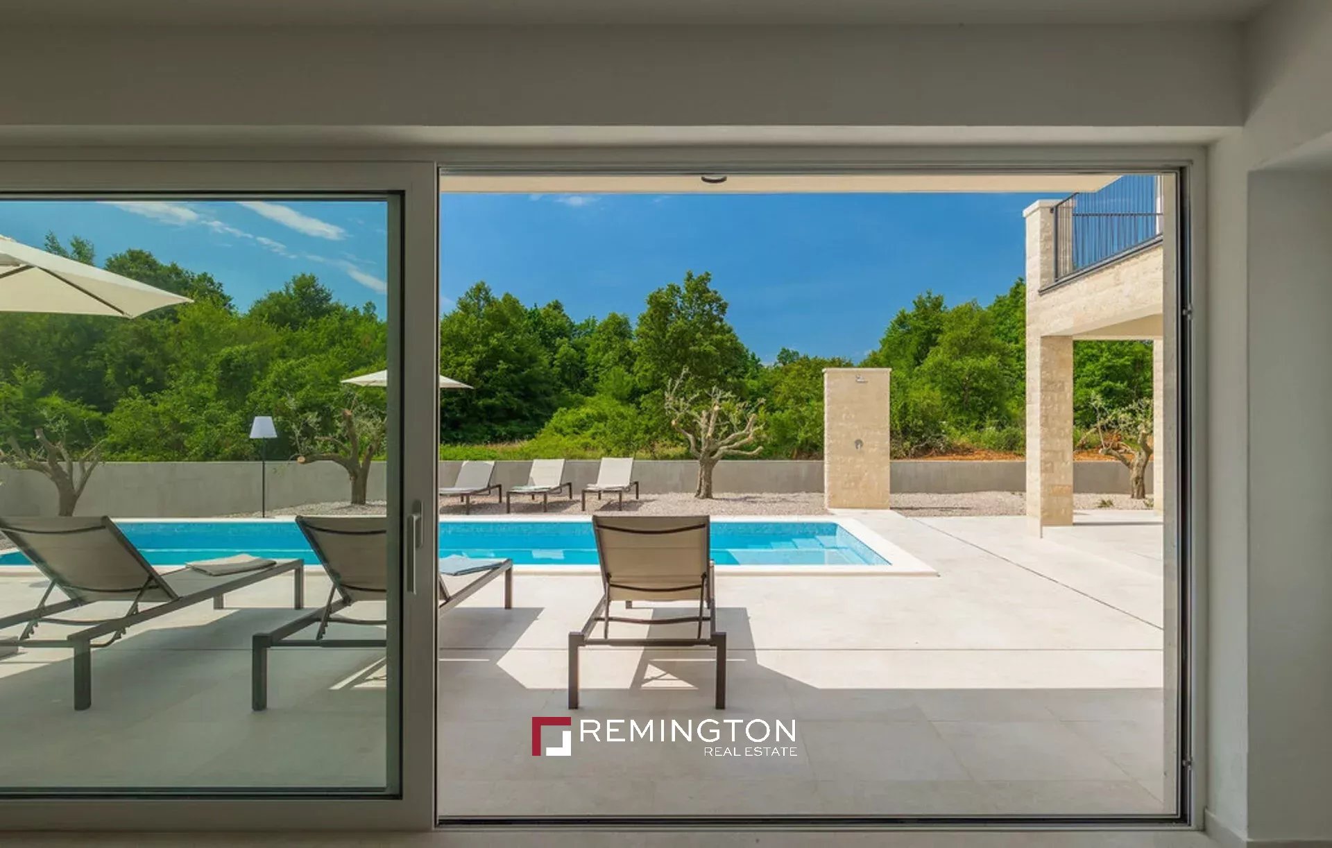 3 Bedroom Villa/Townhouse's Image 5