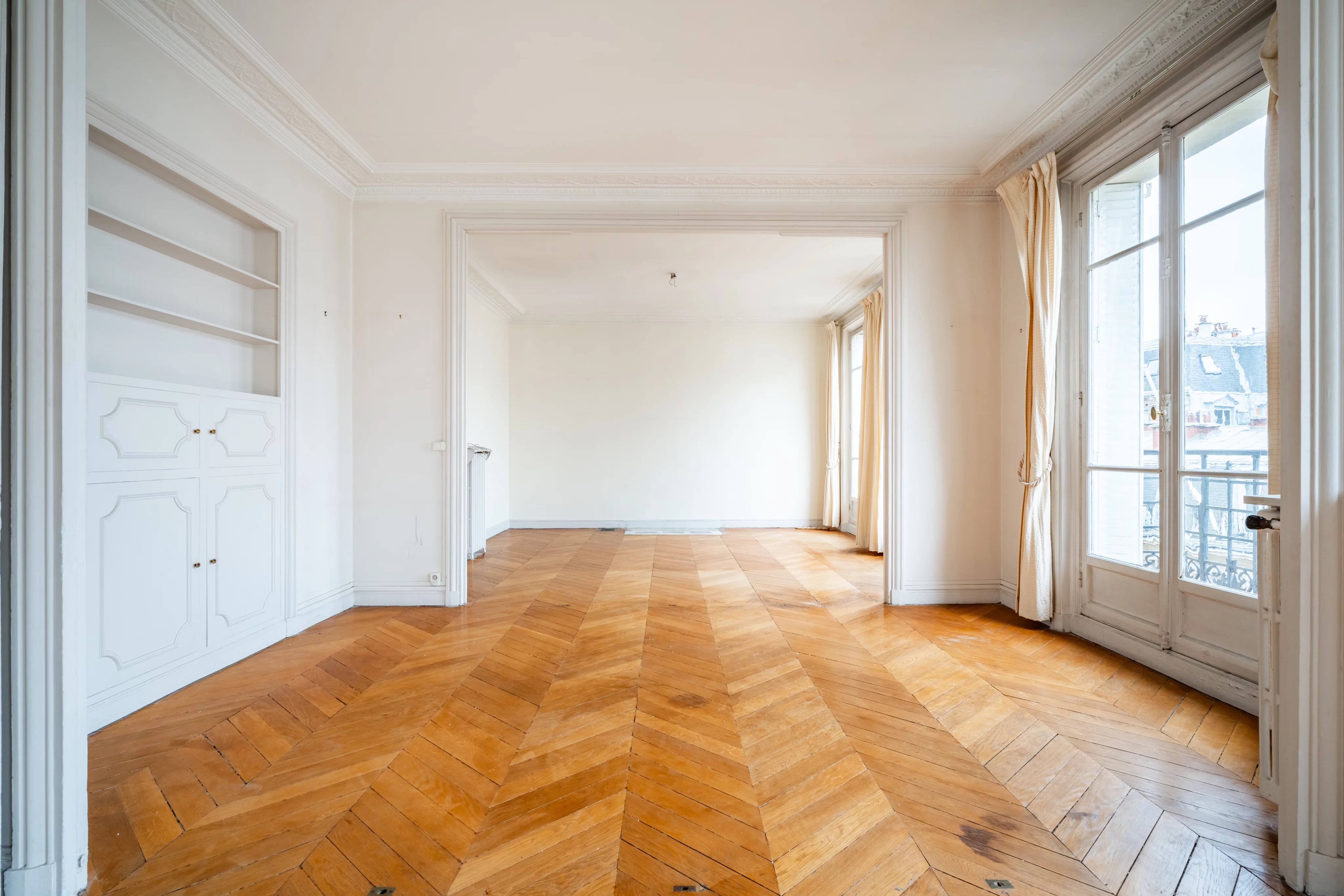 Sale Apartment Paris 16th