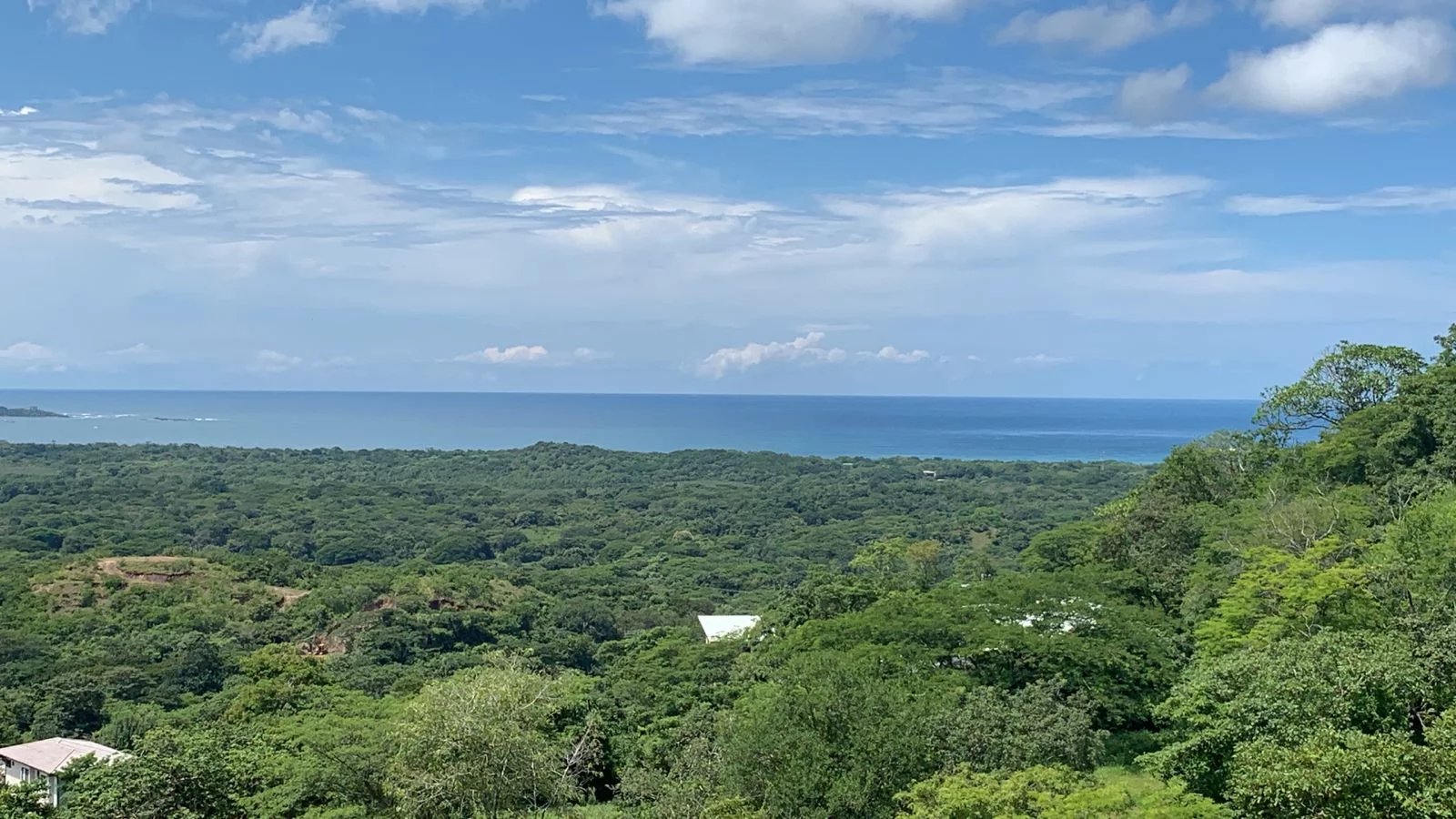 Terrain dans résidence privée à Playa Grande, Guanacaste avec vue imprenable sur l’Océan.