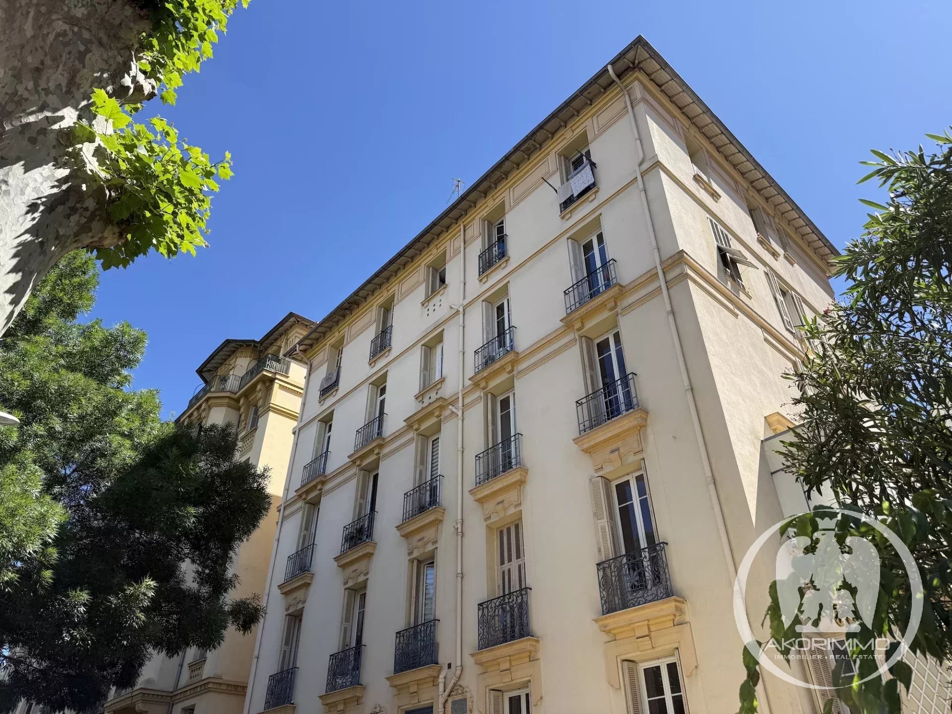 République Delfino, Bel appartement dans un esprit loft