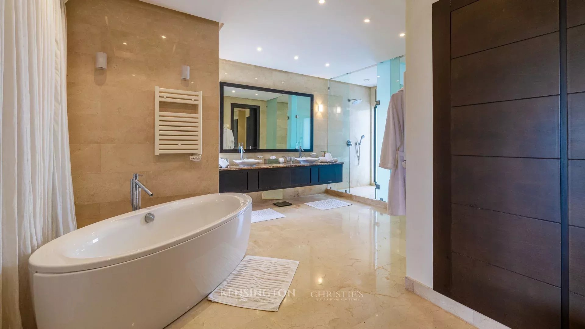 3 Bedroom Villa/Townhouse's Image 22