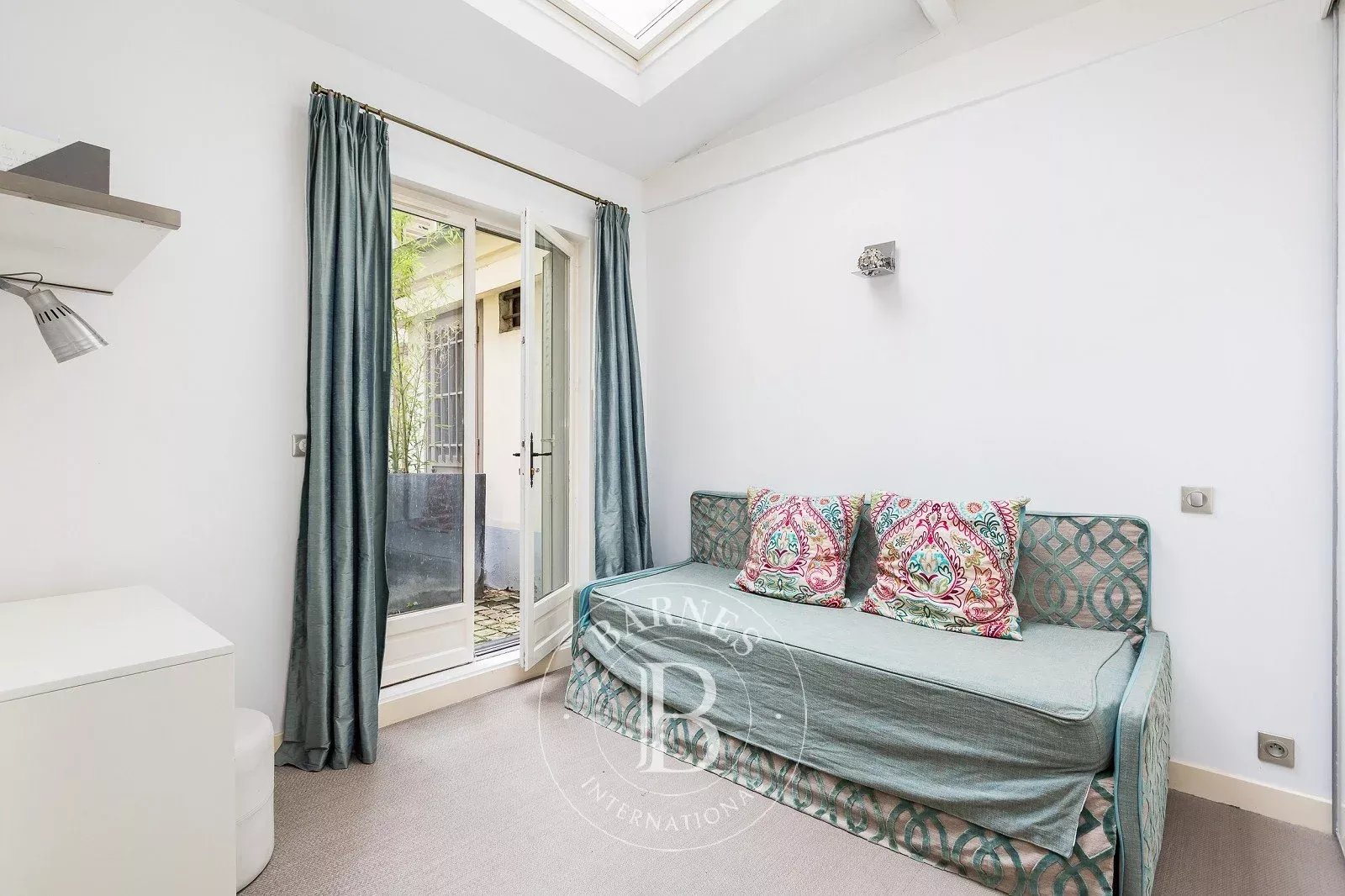 Paris  - House 1 Bedroom - picture 6