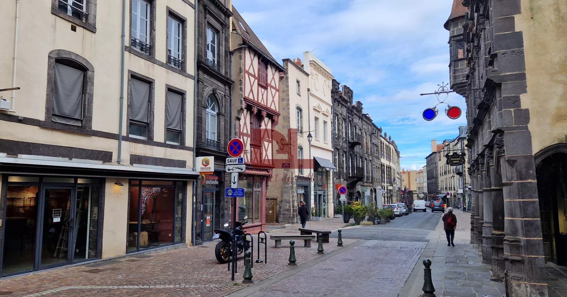 Agence immobilière de 