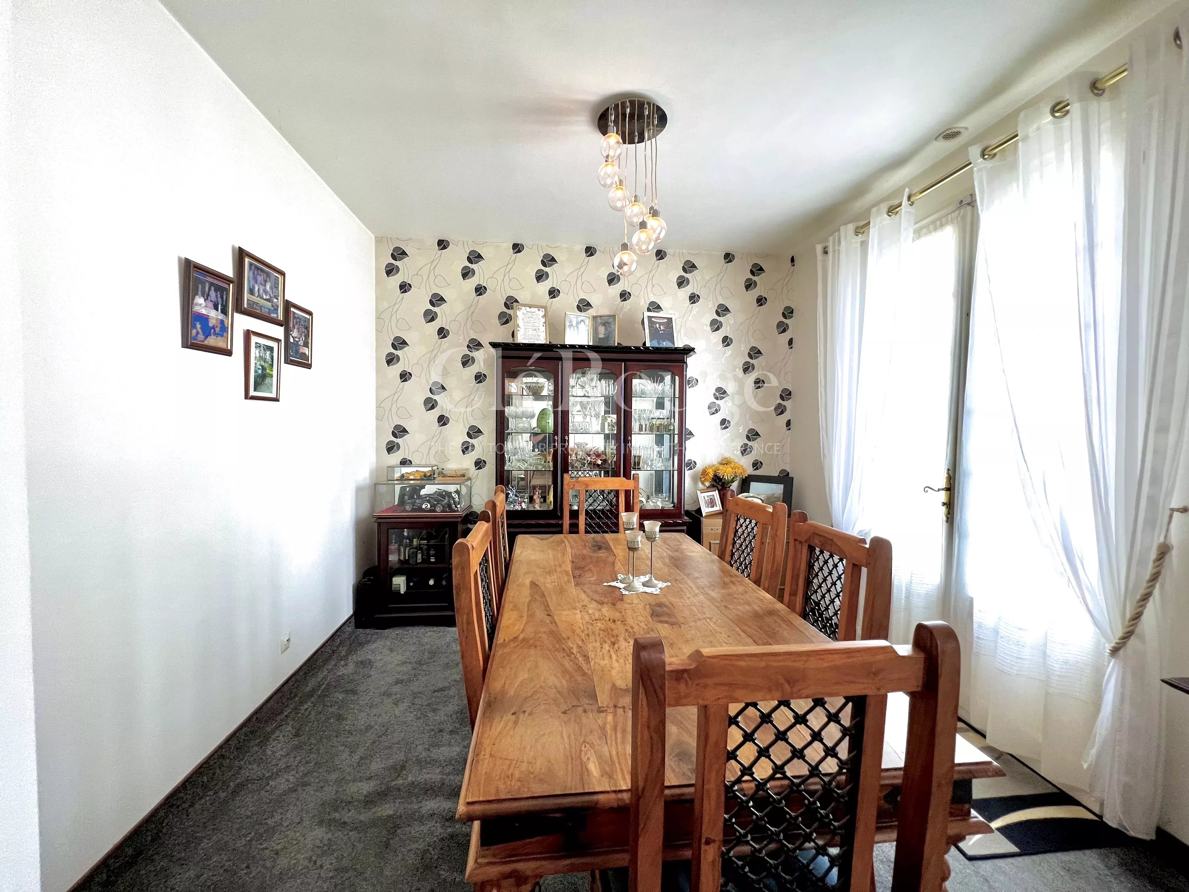 Proche de Duras - Maison de plain-pied avec 3 chambres et un jardin d'environ 2160m².