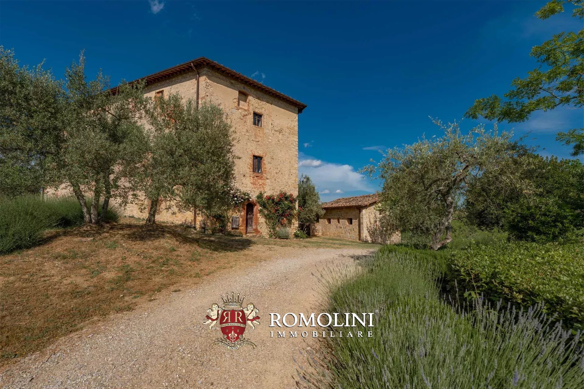 30 Bedroom Villa/Townhouse's Image 21