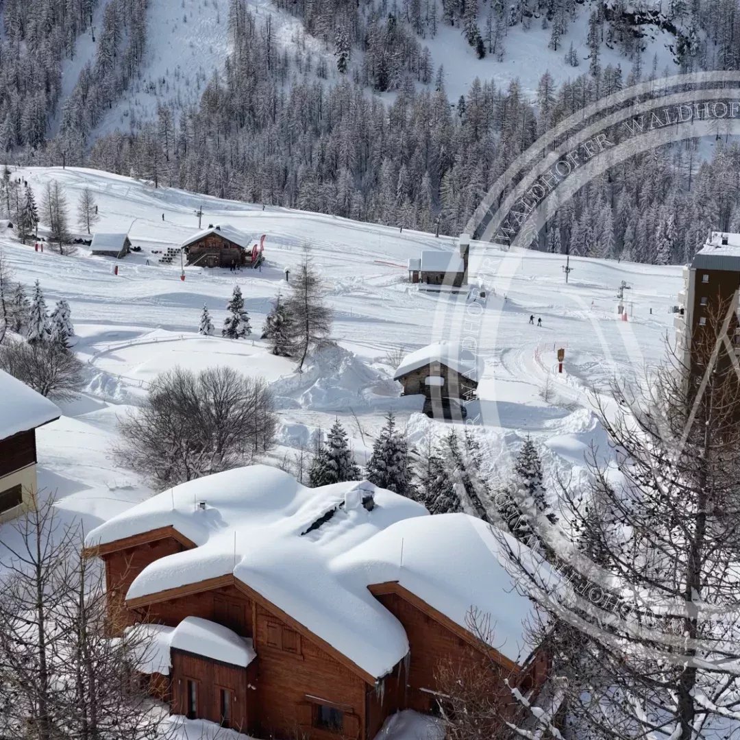 Chalet exceptionnel Ski-In Ski-Out avec piscine intérieure et SPA - Isola 2000