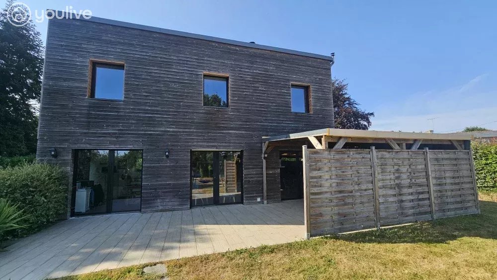 Maison contemporaine de 7 pièces à Pléguien, 185 m²