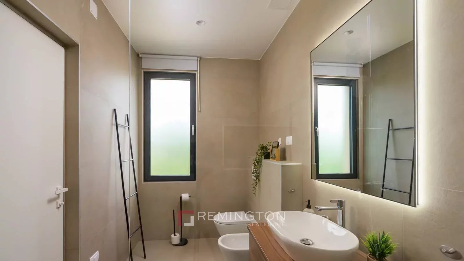 3 Bedroom Villa/Townhouse's Image 11