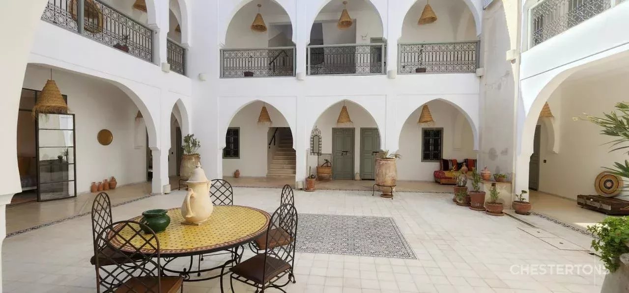 Image of Villa - 14 Bedrooms for Sale in Marrakech-Ménara-Marrakech-Morocco, Image 2