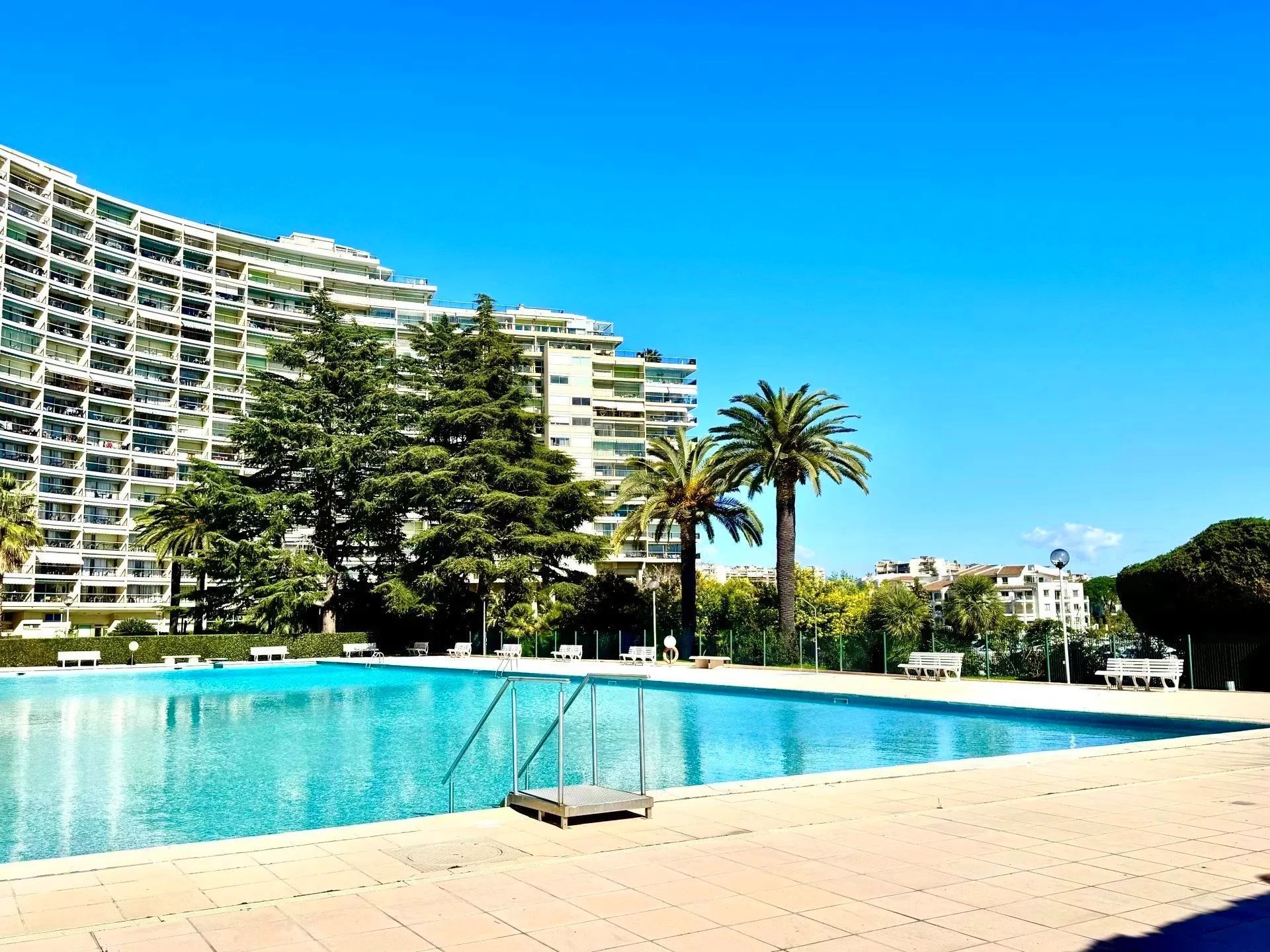 Mandelieu NEAR BEACHES FOR SALE APARTMENT