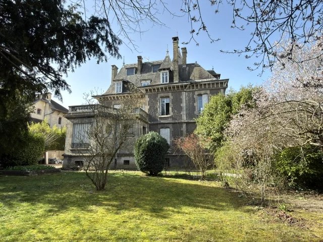 Maison de maître de caractère à Nancy - Image Array