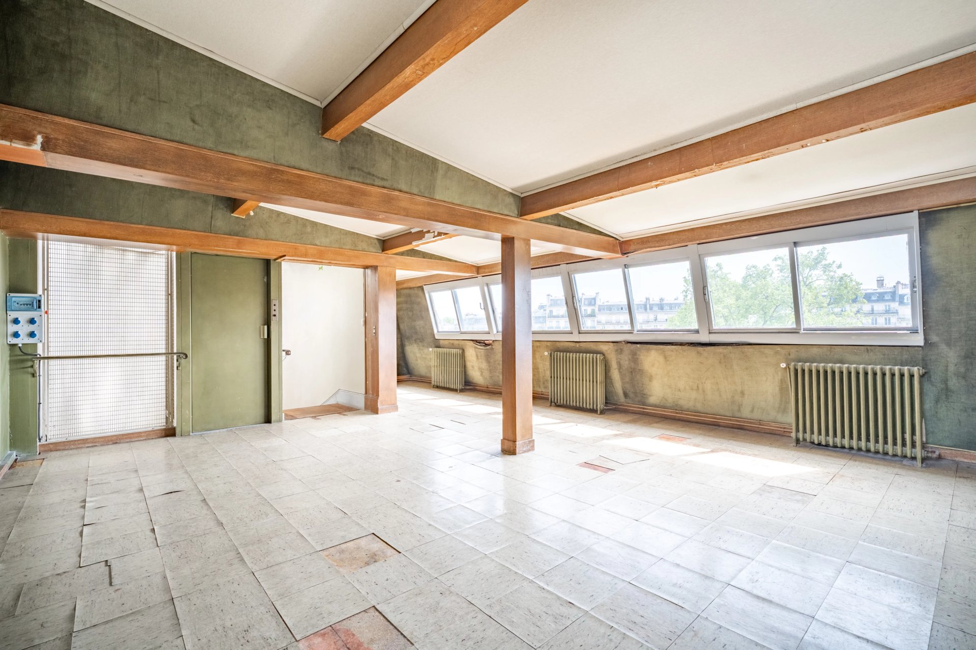 Apartment/Flat's Image 14