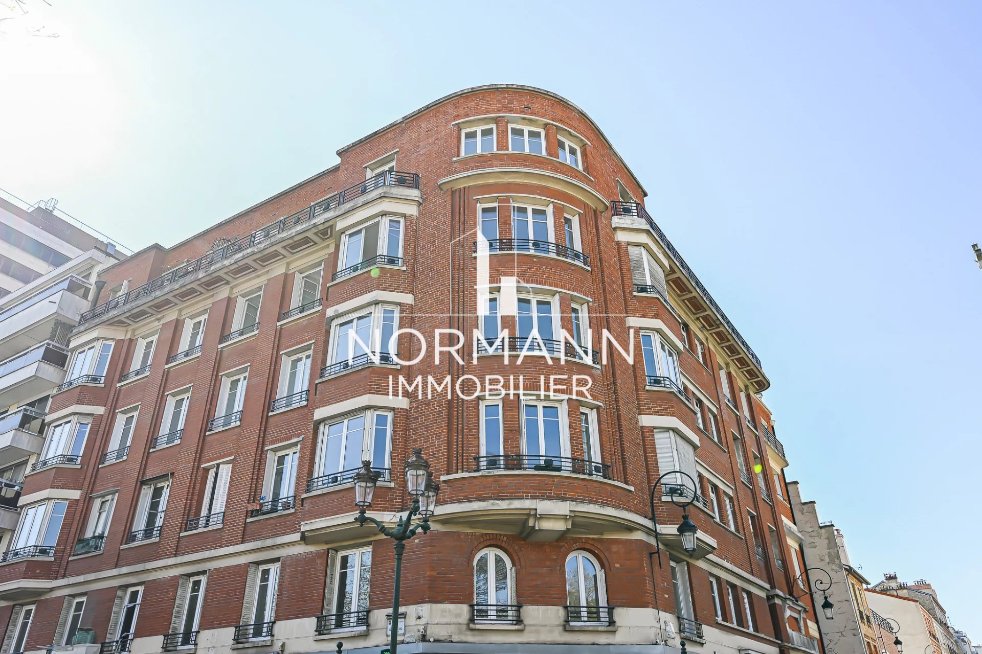 Agence immobilière de 