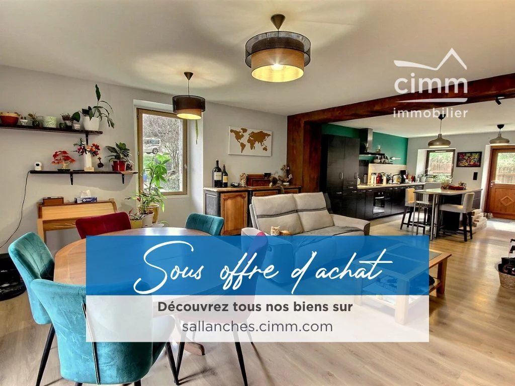 Appartement T4 rénové - Vue montagne
