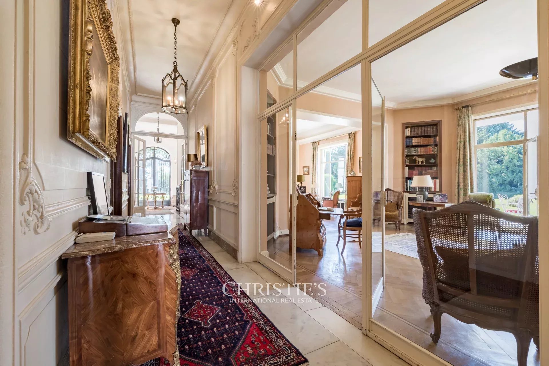 Elegante historische villa, genesteld in een park van bijna 2ha