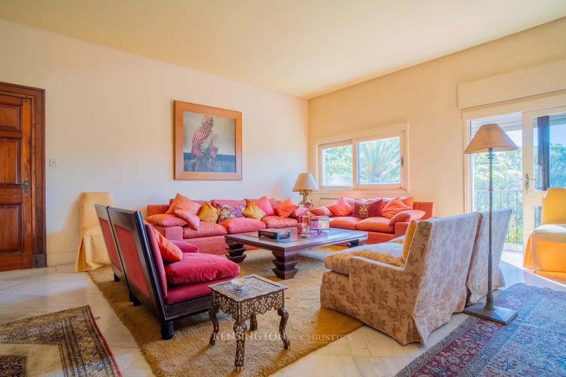 6 Bedroom Villa/Townhouse's Image 7
