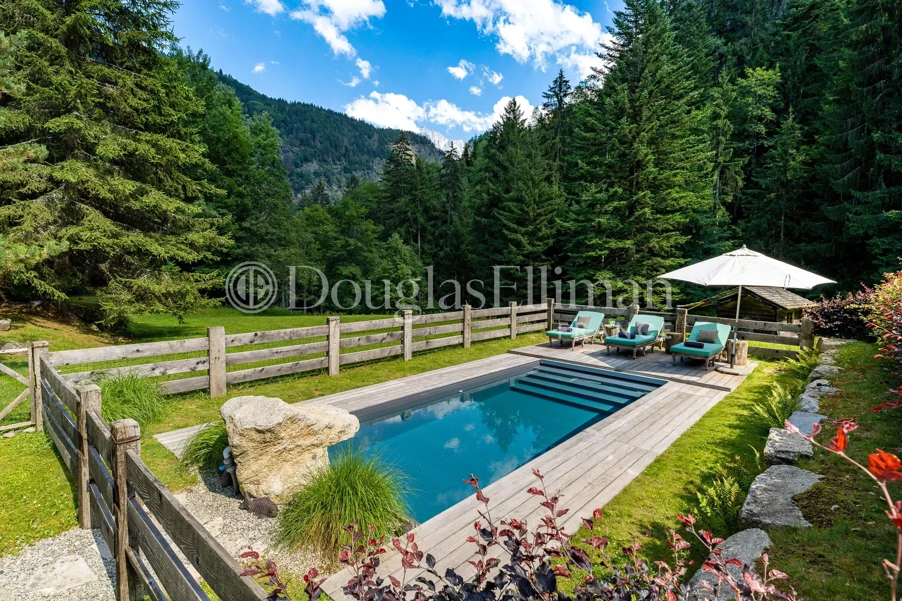 LES HOUCHES – Une magnifique ferme isolée - Image nᵒ2