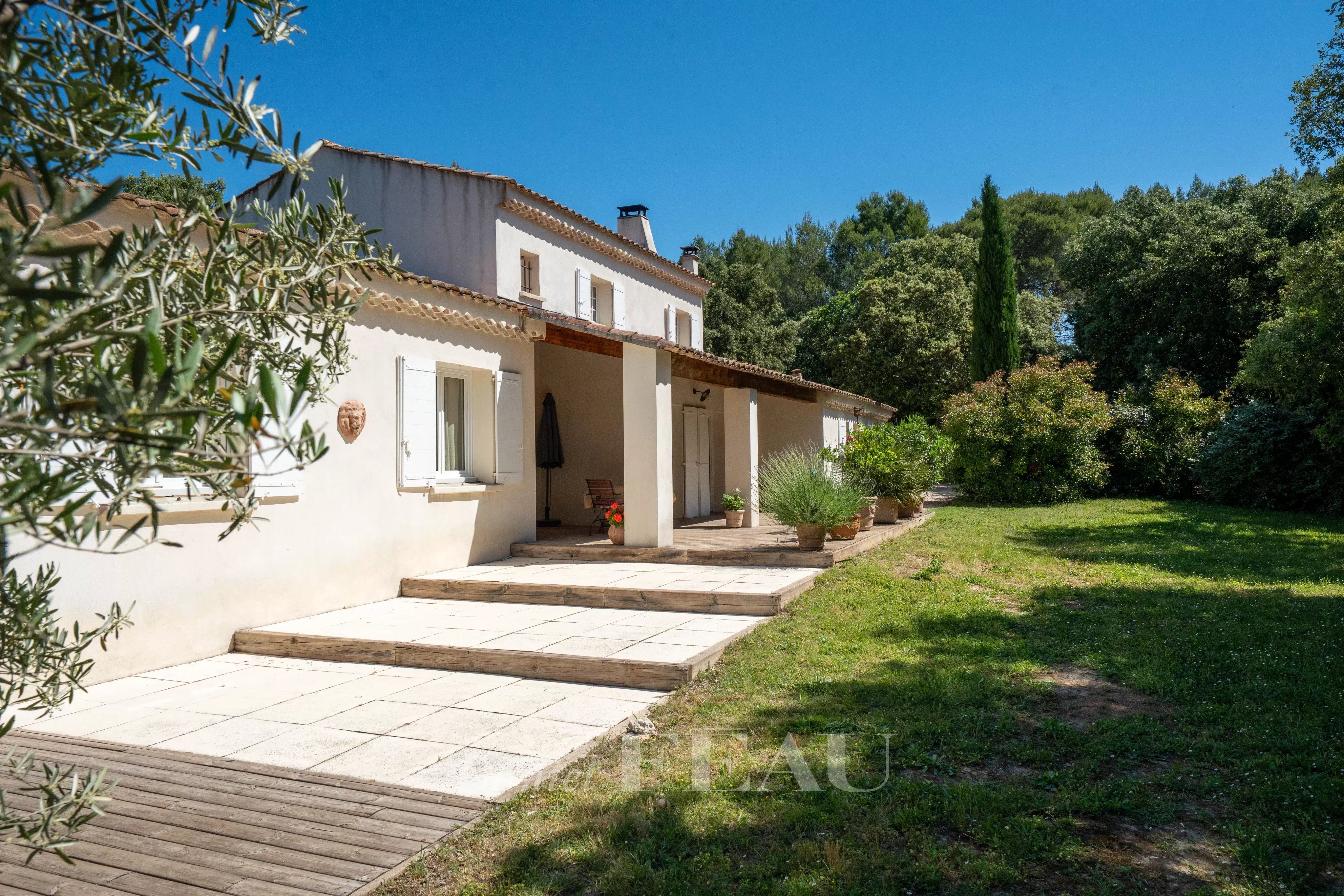 Sale House Aix-en-Provence