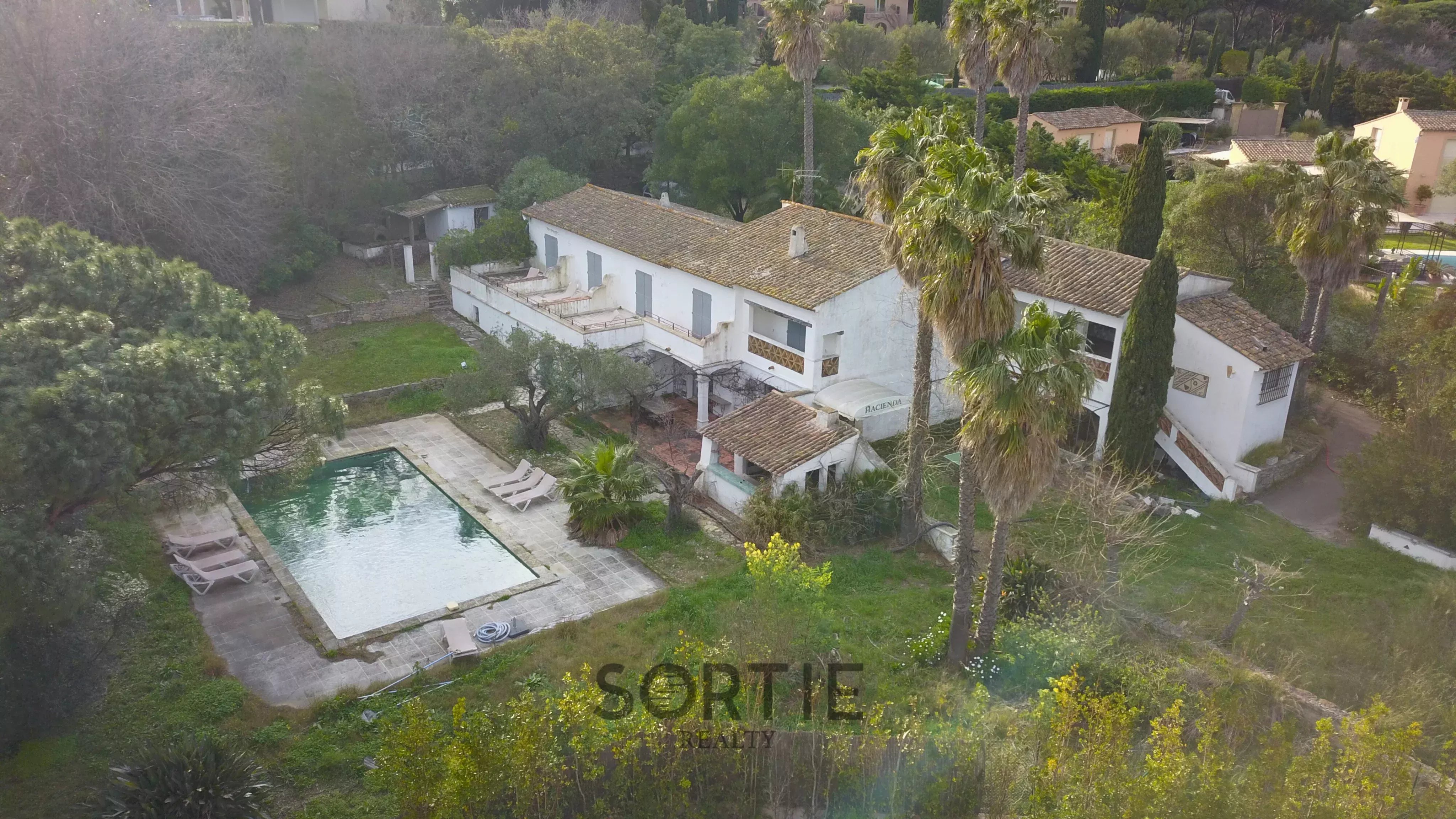 Agence immobilière de Sortie Realty