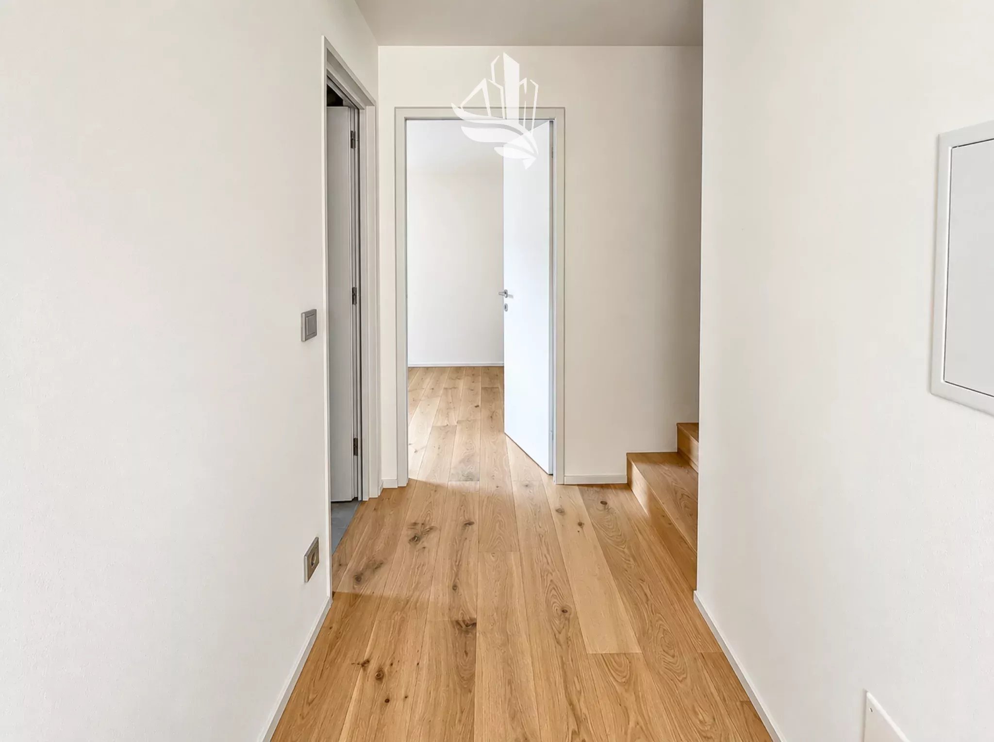 Montan-Glen: 4-Zimmer-Wohnung mit Panoramablick in ruhiger Sonnenlage