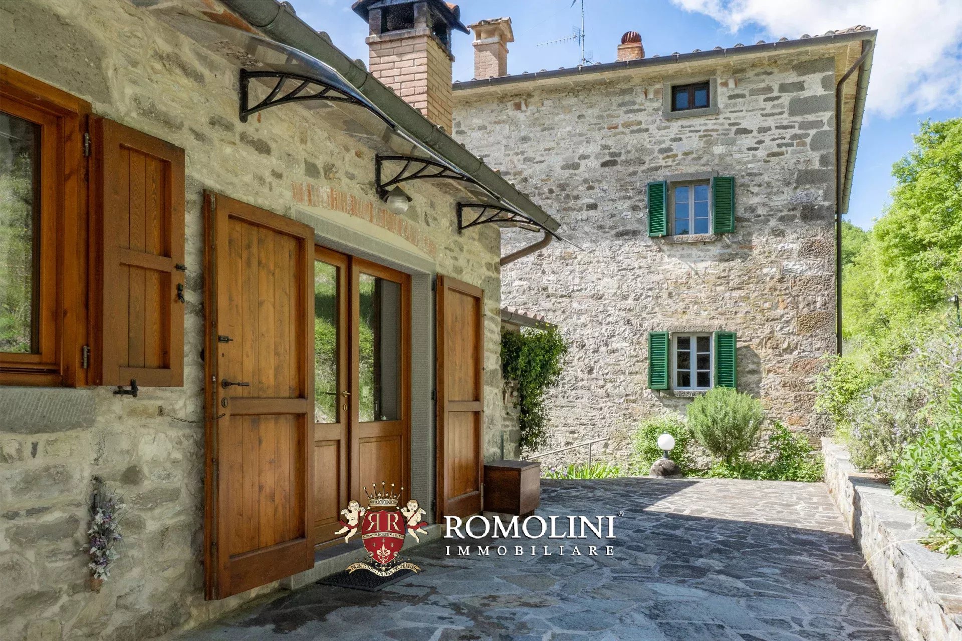 6 Bedroom Villa/Townhouse's Image 23