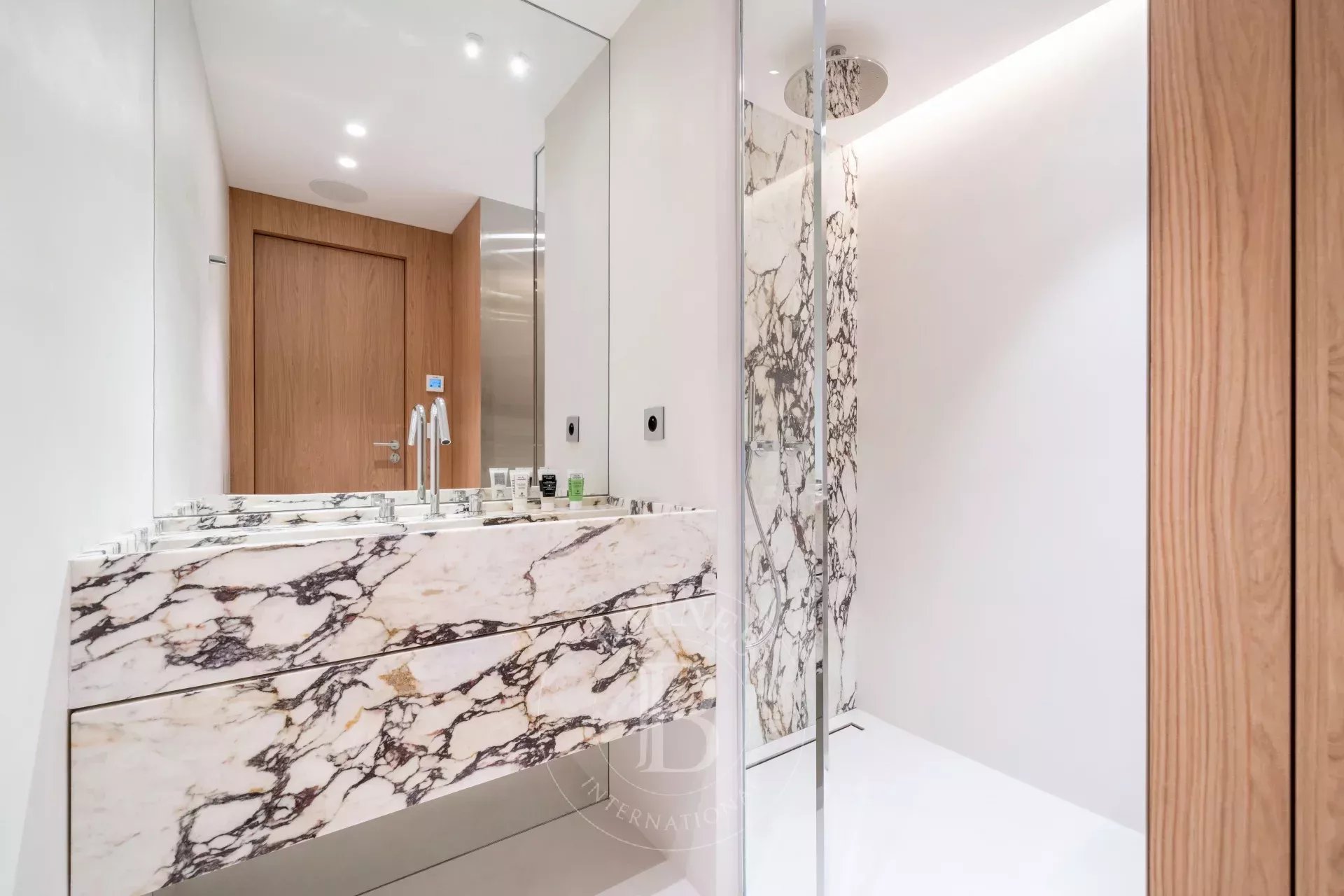 Daire Cannes - picture 9