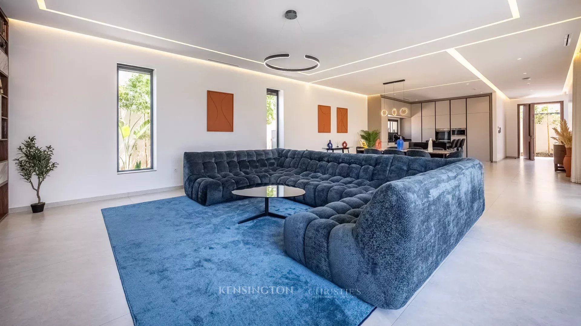 4 Bedroom Villa/Townhouse's Image 8