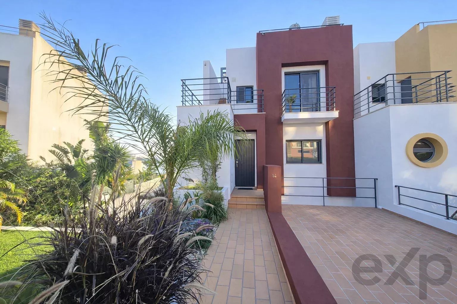 Semi-detached House with Independent Apartment and Rooftop Terrace – Exceptional Panoramic Views 86874530 image 2