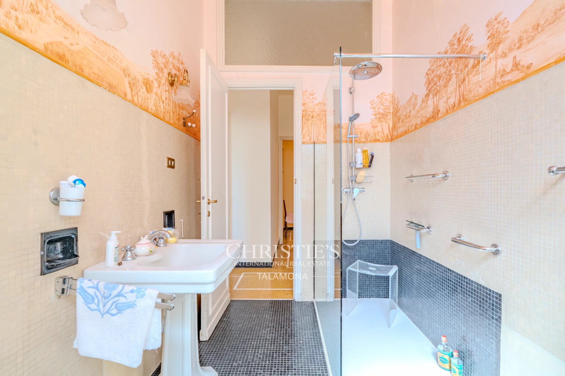 Apartment/Flat's Image 20