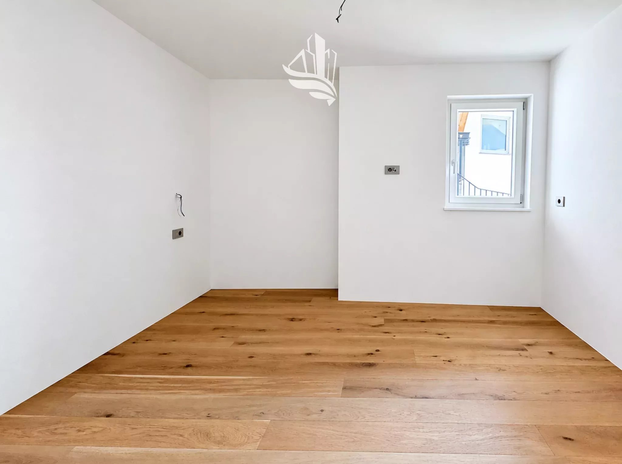 Montan-Glen: 4-Zimmer-Wohnung mit Panoramablick in ruhiger Sonnenlage