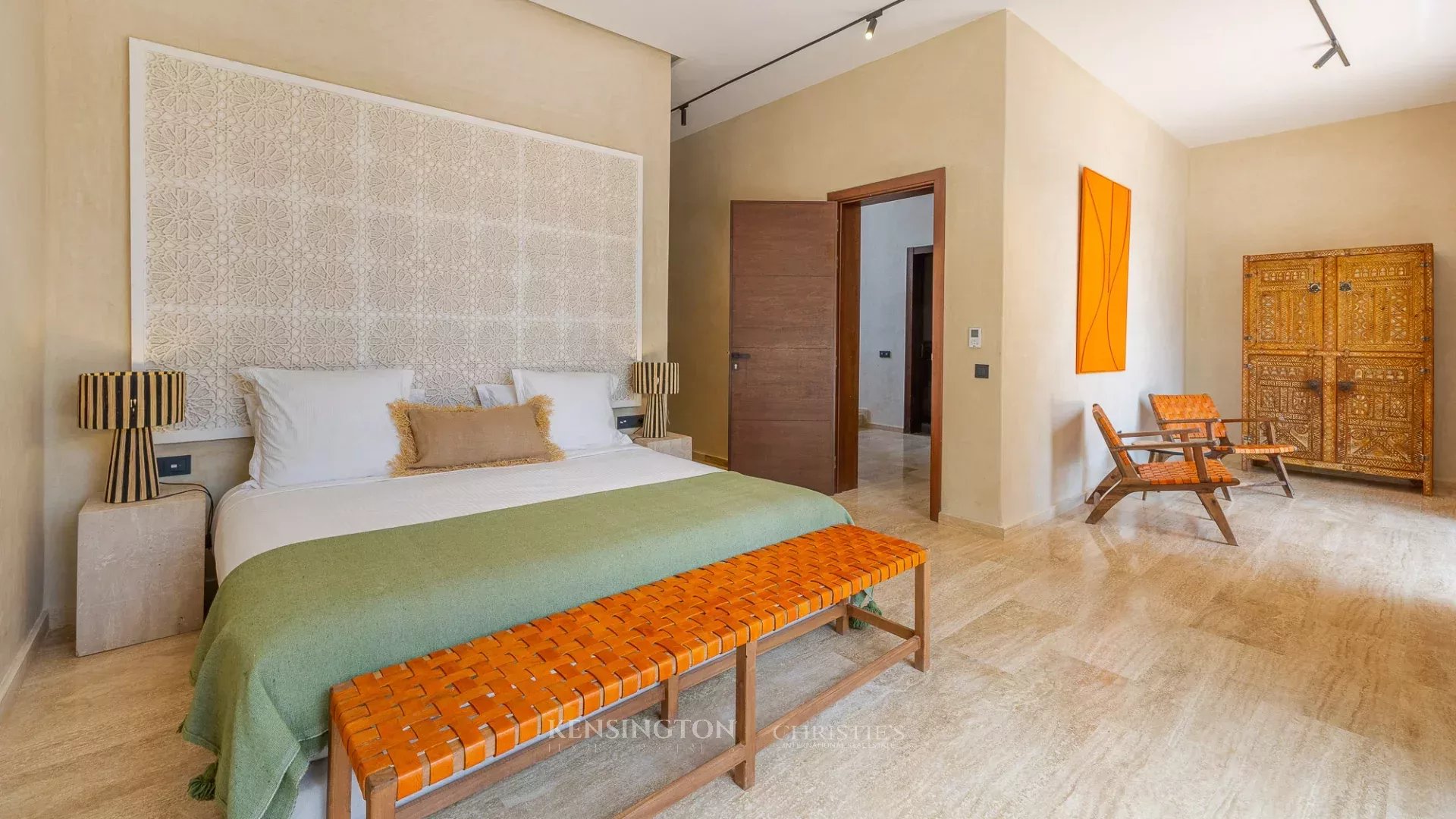 5 Bedroom Villa/Townhouse's Image 43