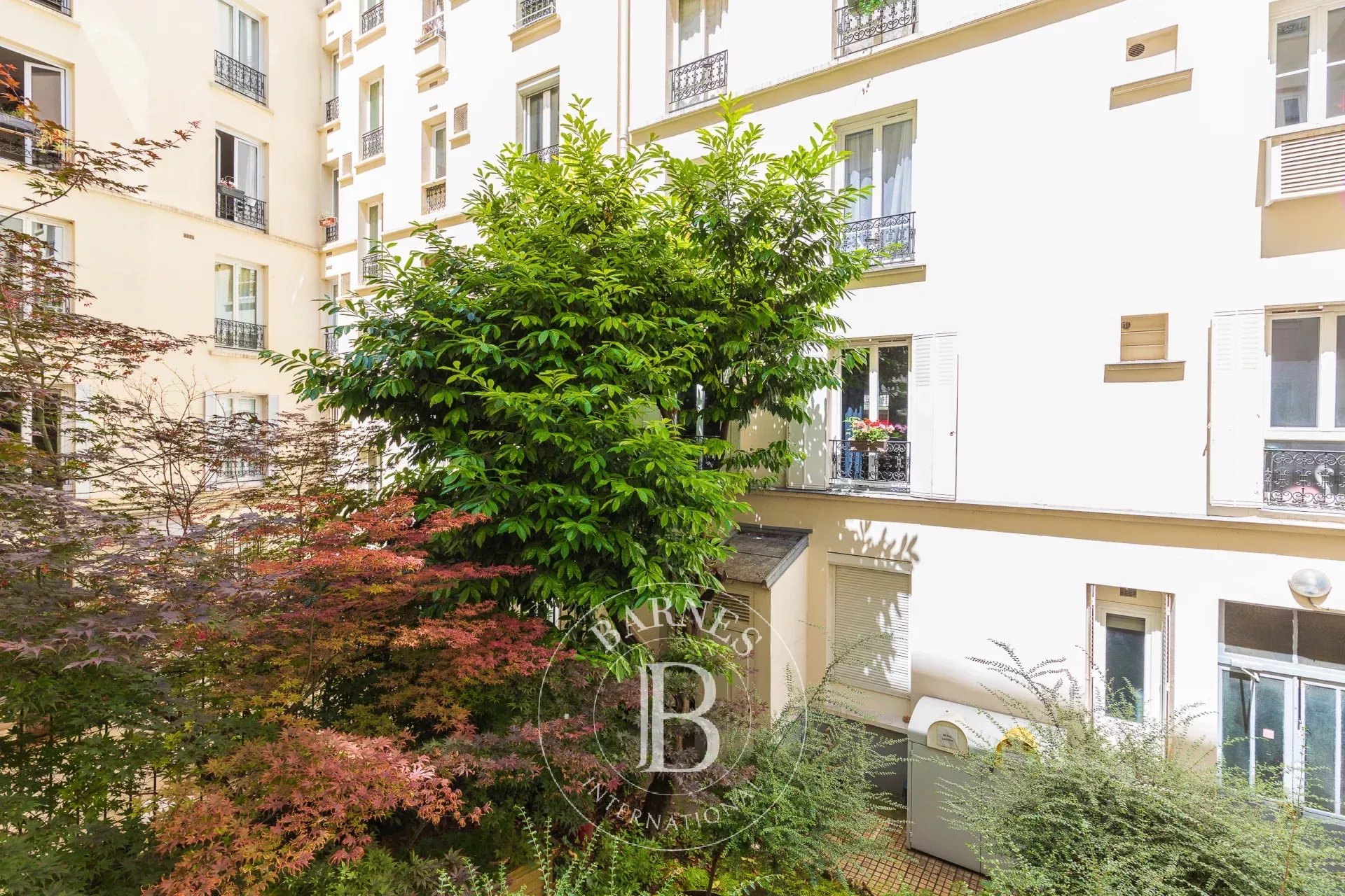 Daire Paris 18ème - picture 12