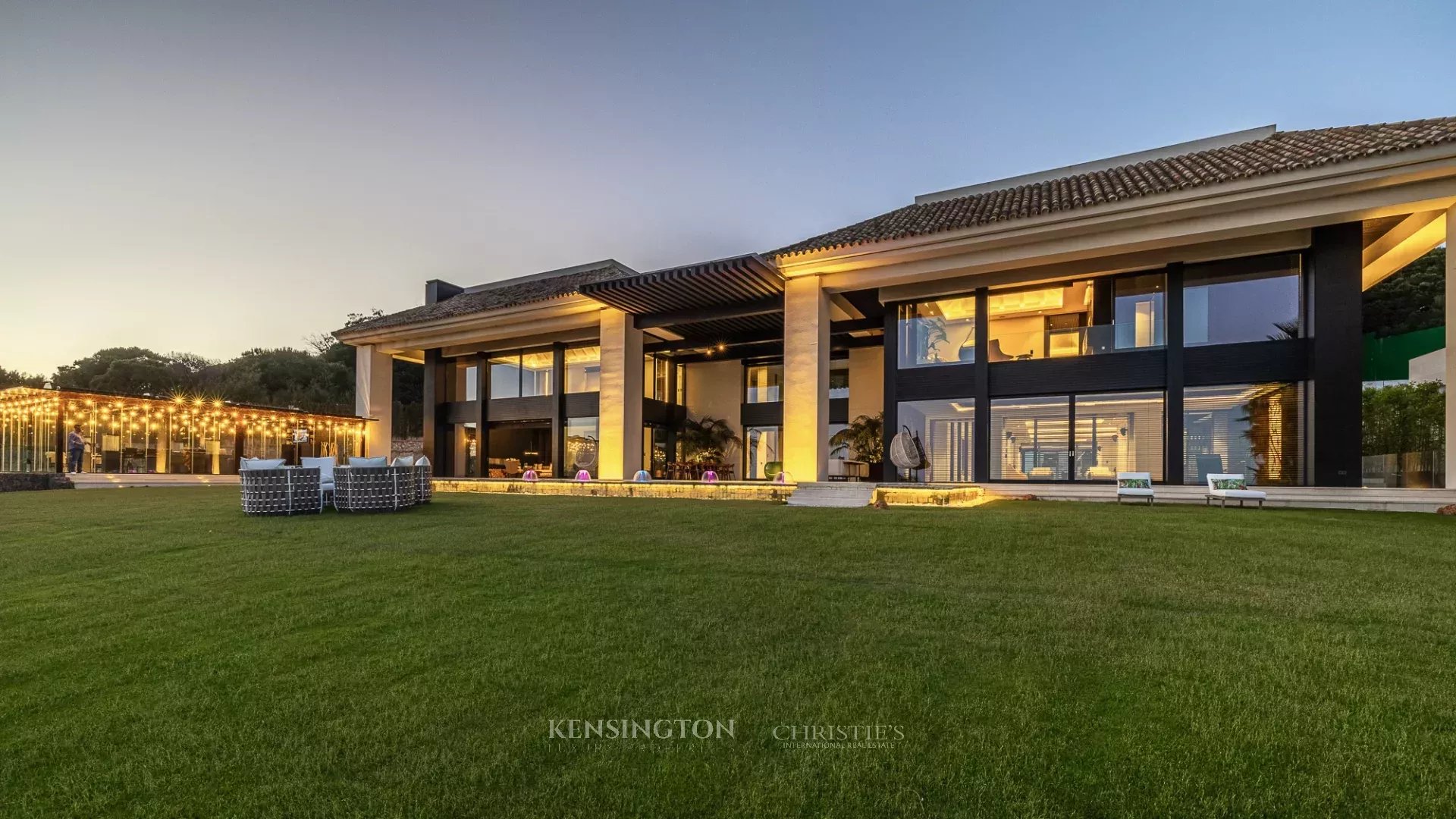 4 Bedroom Villa/Townhouse's Image 78