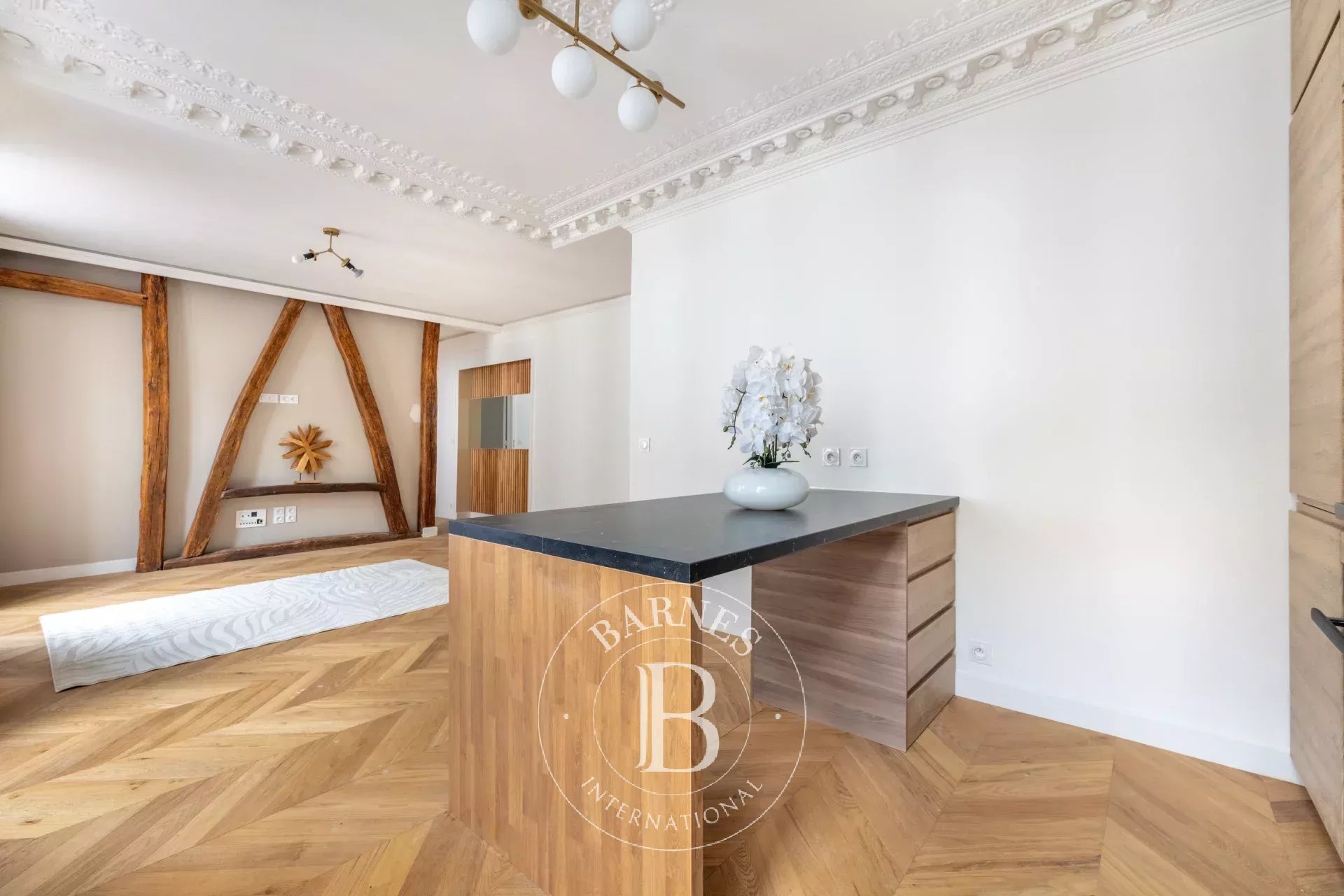 Daire Paris 4ème - picture 9