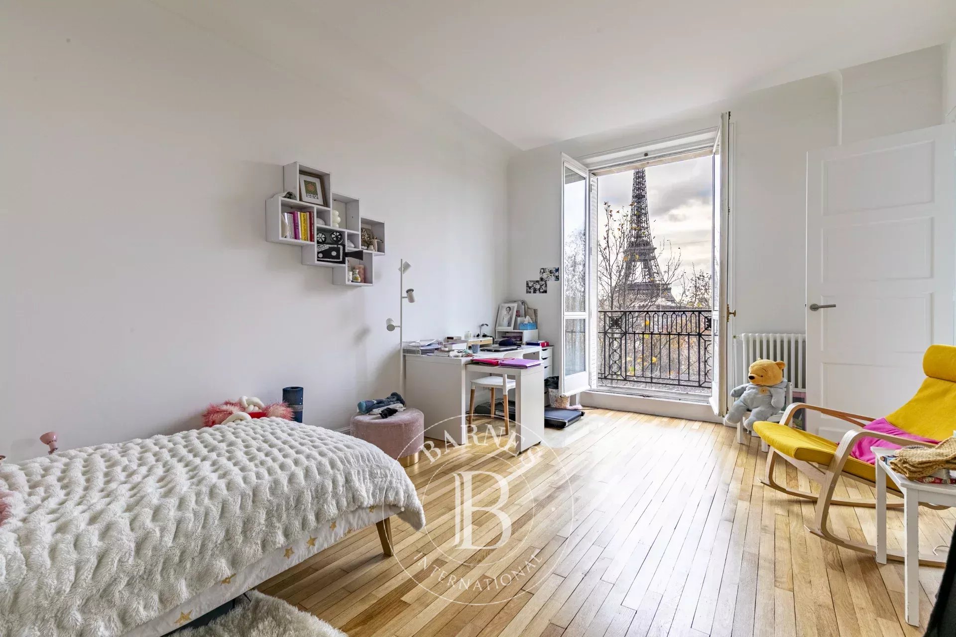 Paris  - Apartment 3 Bedrooms - picture 7