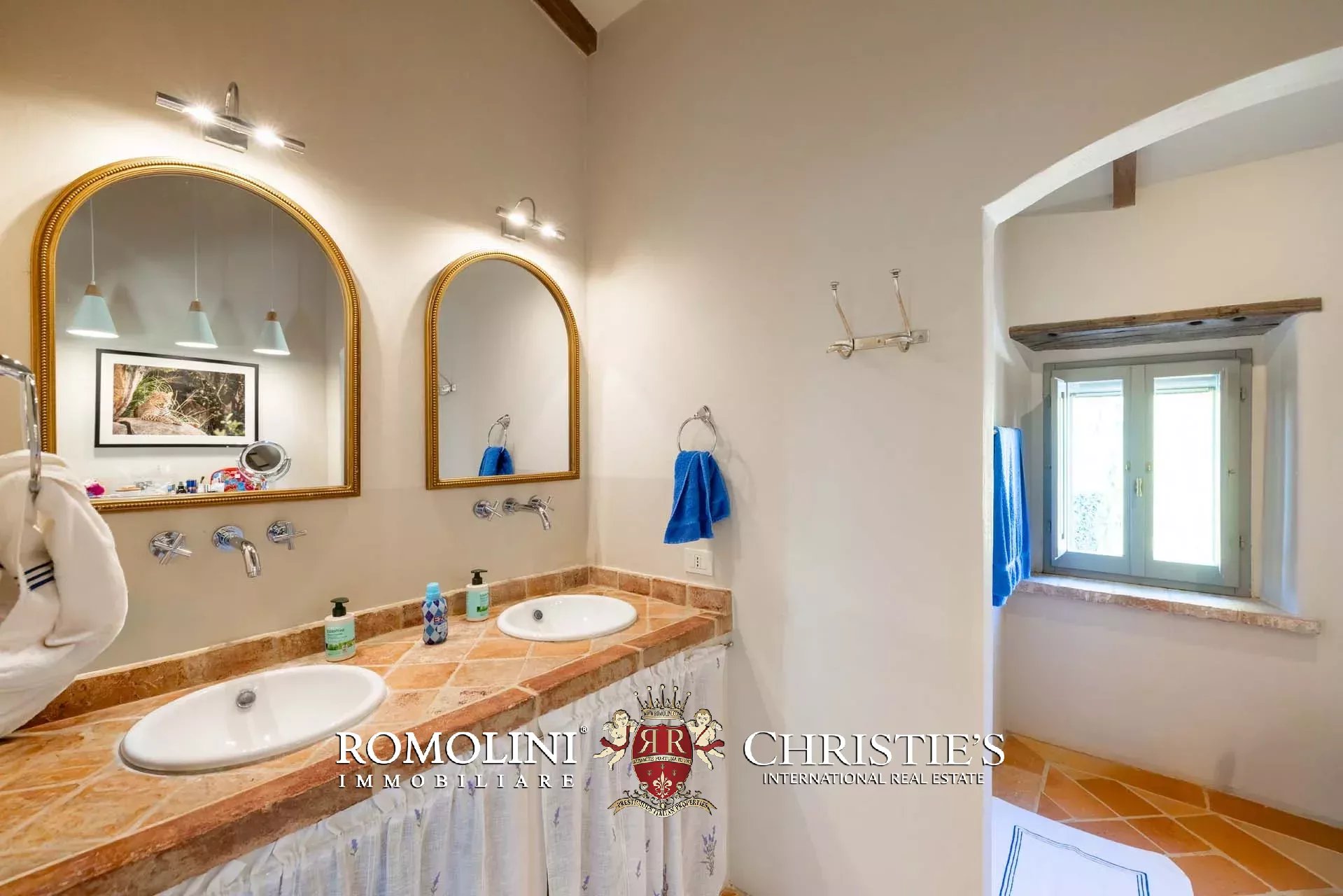 4 Bedroom Villa/Townhouse's Image 53