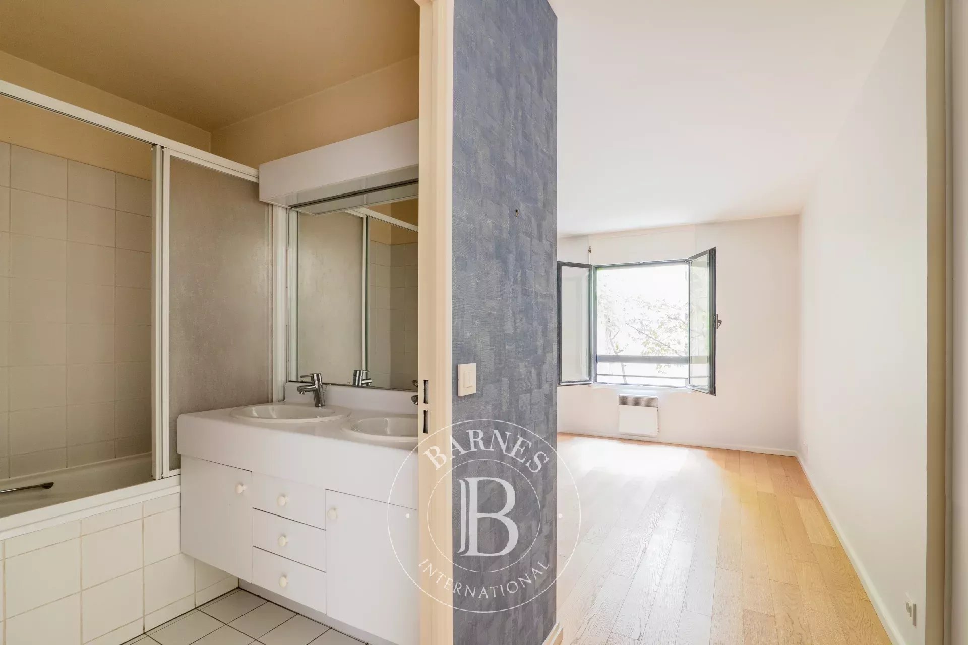 Daire Paris 7ème - picture 7