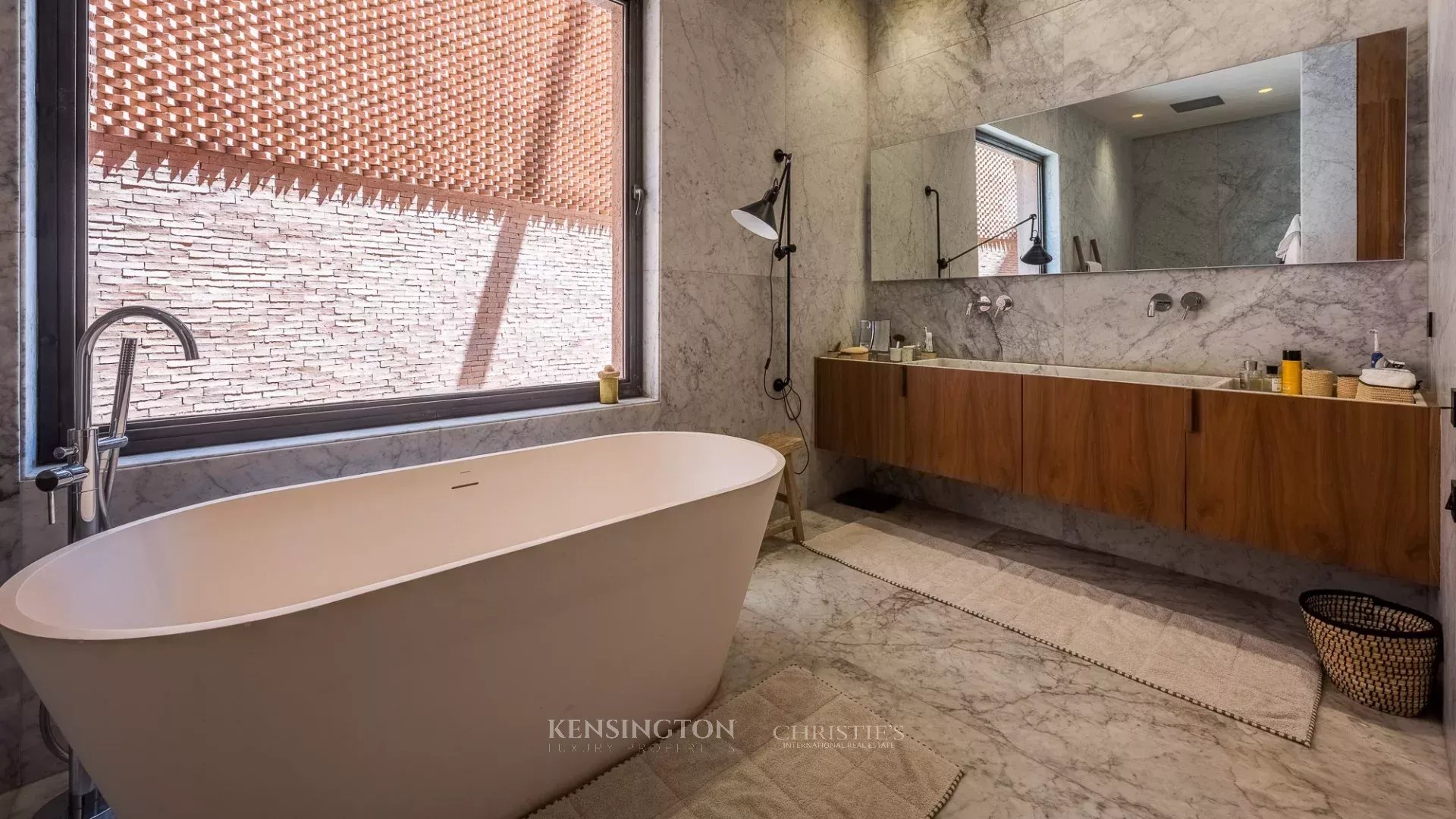 5 Bedroom Villa/Townhouse's Image 60