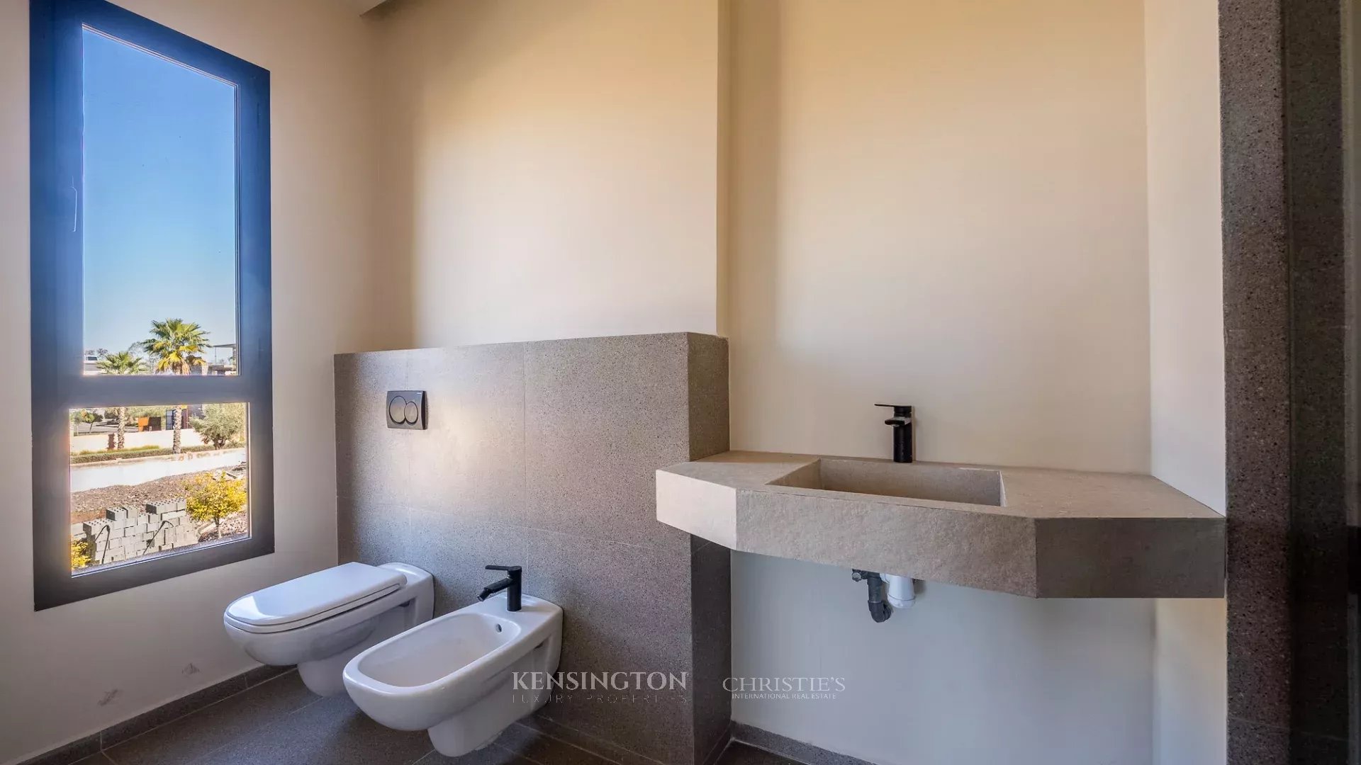 5 Bedroom Villa/Townhouse's Image 19