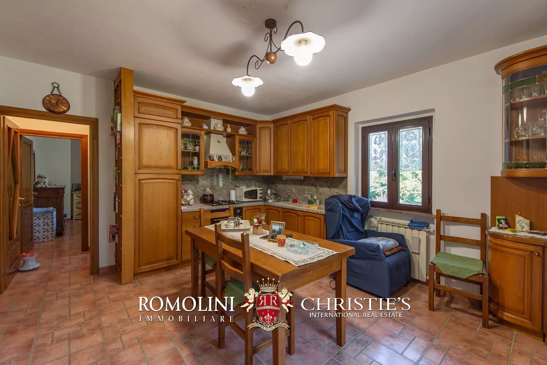 7 Bedroom Villa/Townhouse's Image 35