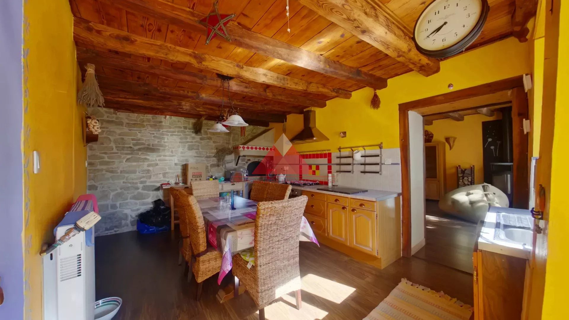 Sale House Graye-et-Charnay